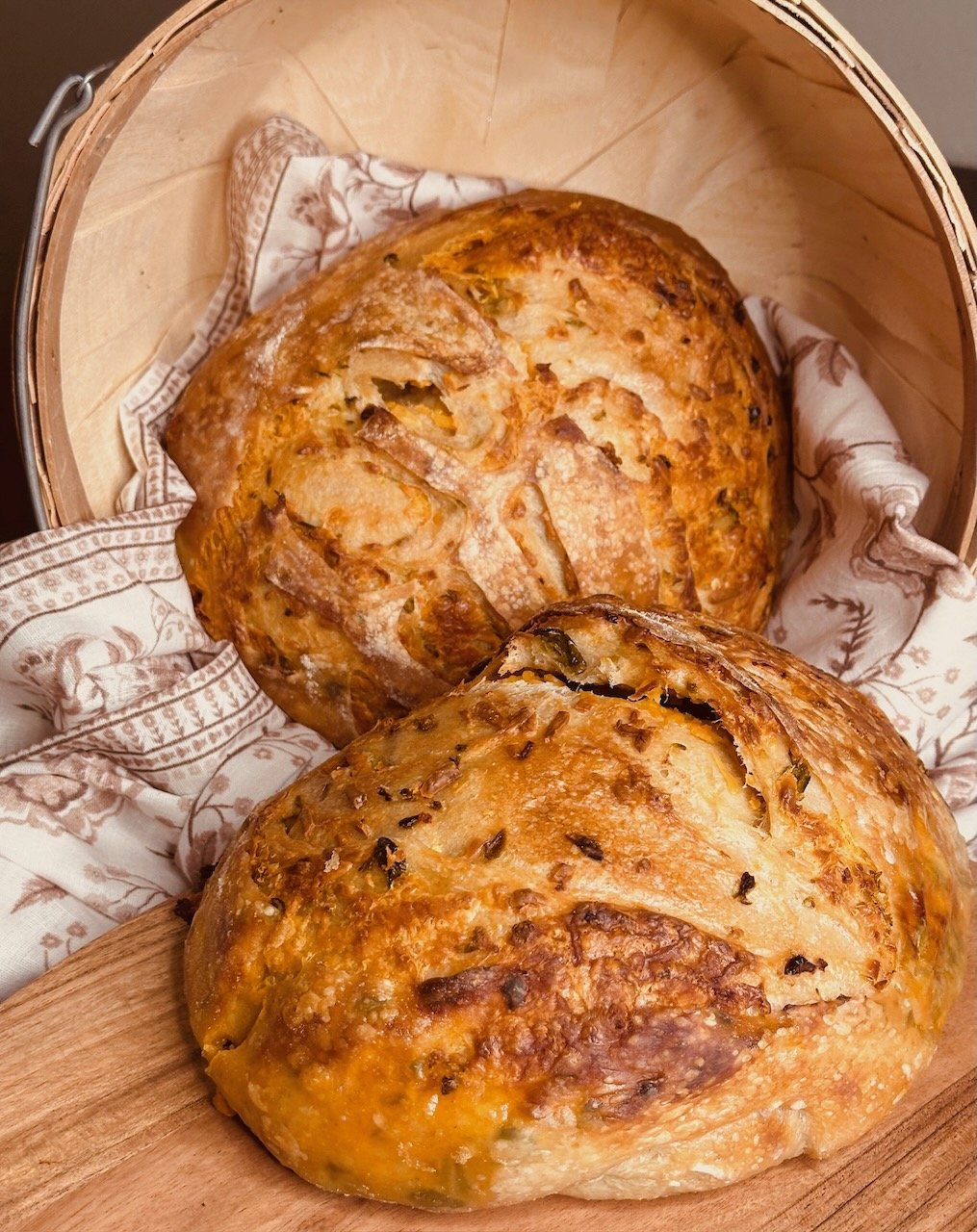 Cheddar Jalapeño Sourdough Loaf