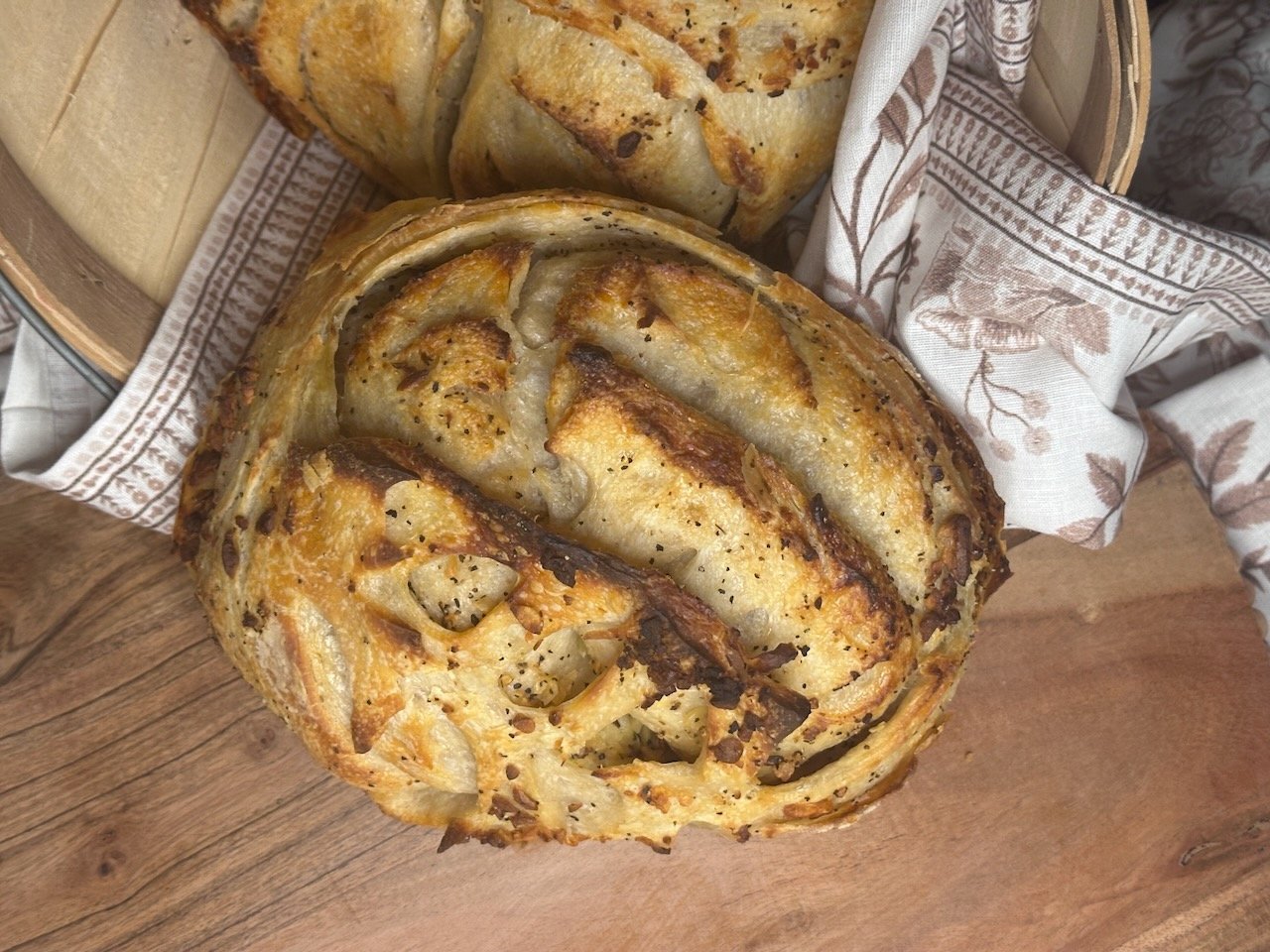 Roasted Garlic Black Pepper Loaf