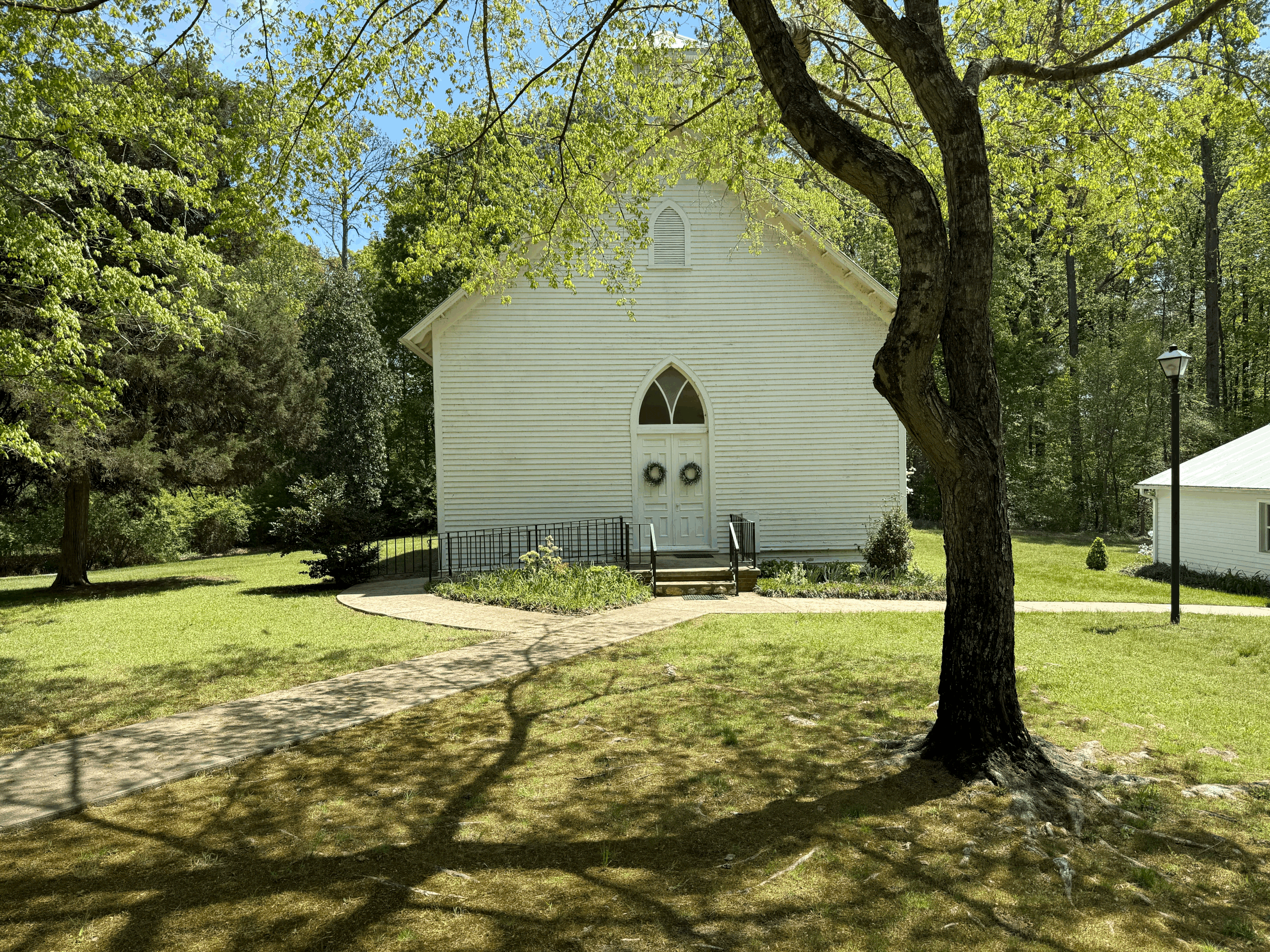 Leading Worship at my Quaker Meeting | A message about the Gifts that come from Slowing Down and Staying in the Now