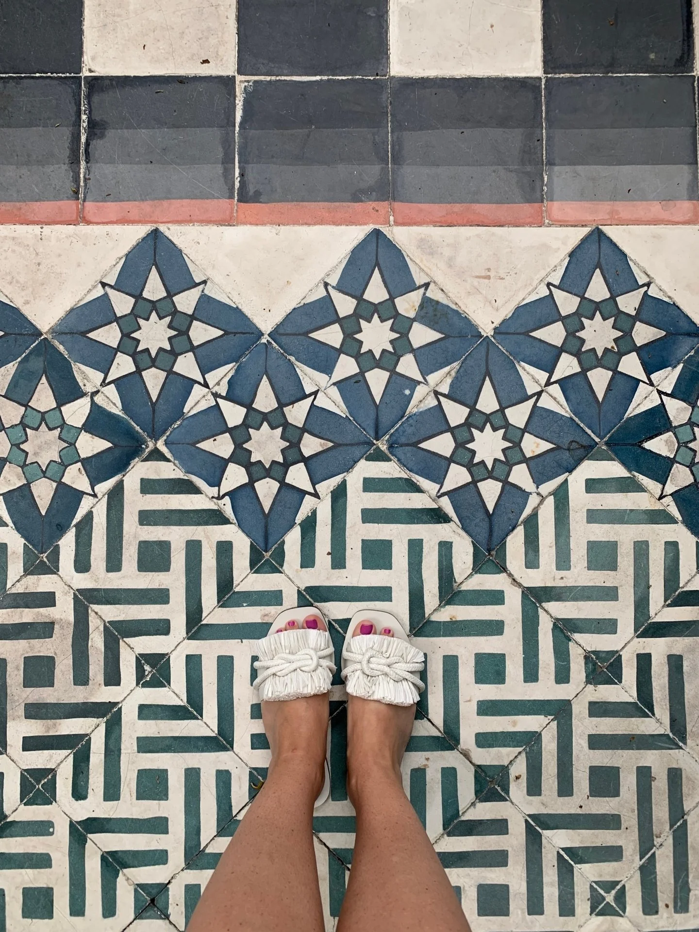 Gorgeous tile in Mexico City! Travel is such a great source of inspiration!

#TileEnvy #MexicoCity #Polanco #InteriorDesign #TravelInspiration