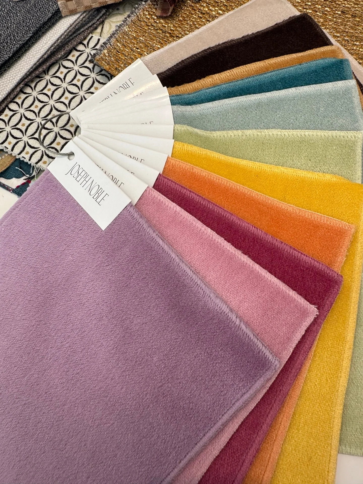 Happy Monday! We're starting the week on a bright note courtesy of these colorful mohairs from Joseph Noble 💜💛💚

#InteriorDesign #ColorfulDesign #Textiles #JosephNoble