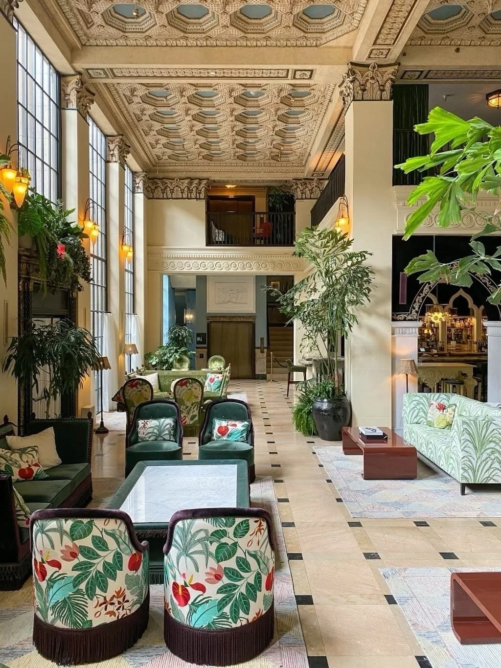 The beautiful Hotel Per La, one of my favorite hotel lobbies. I just love all the cheerful, tropical fabrics and stunning architectural details.

#HotelPerLa #HotelDesign #TropicalDesign #DesignInspo