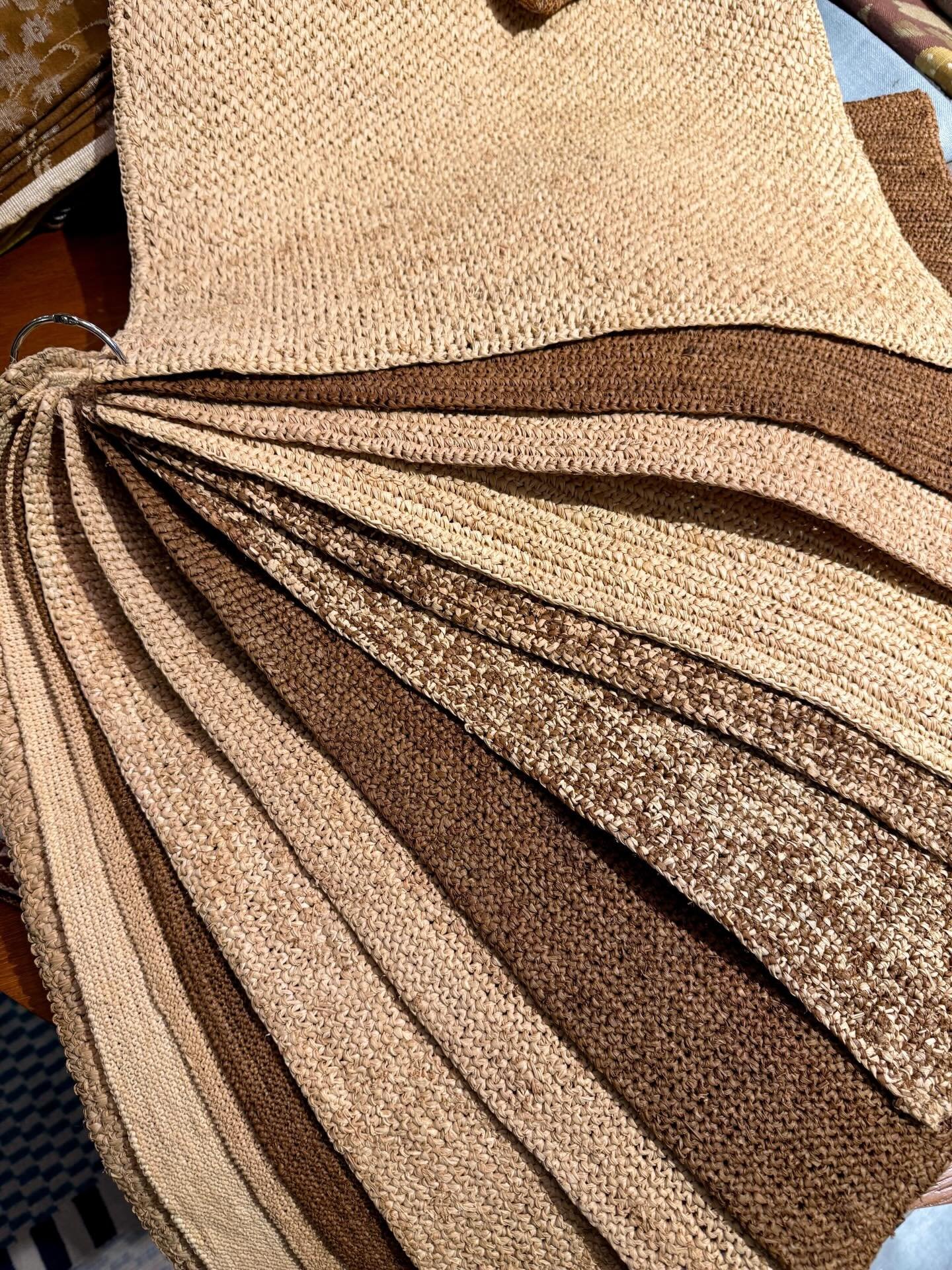 My favorite palette of neutrals! Natural materials add so much warmth and interest, in an endless array of weaves. I can never resist when I come across a raffia product.

#Raffia #FabricScheme #NaturalMaterials #IDOdiffusion #InteriorDesign @designd