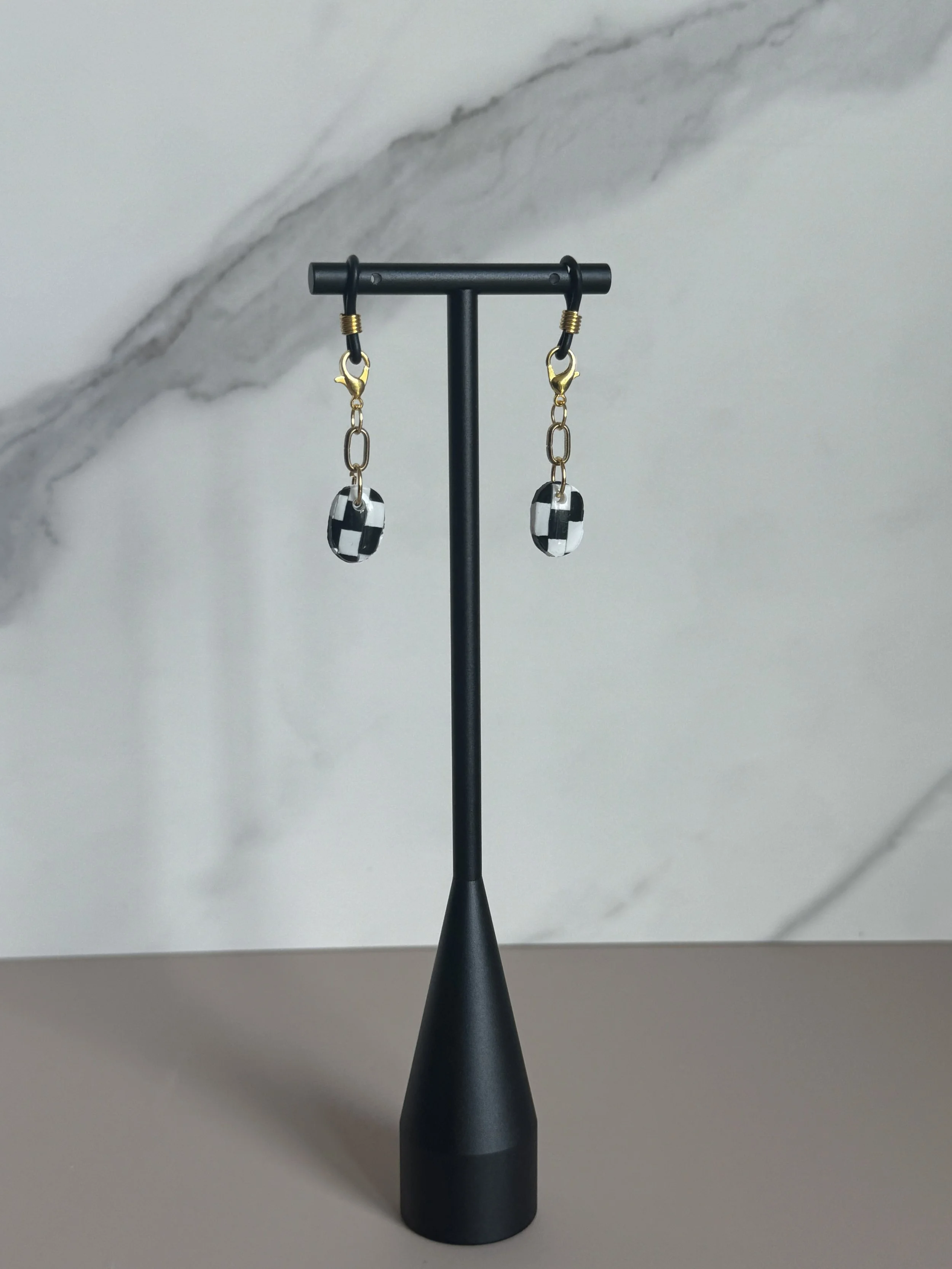 Icon Teeny Domino Quilt.jpg