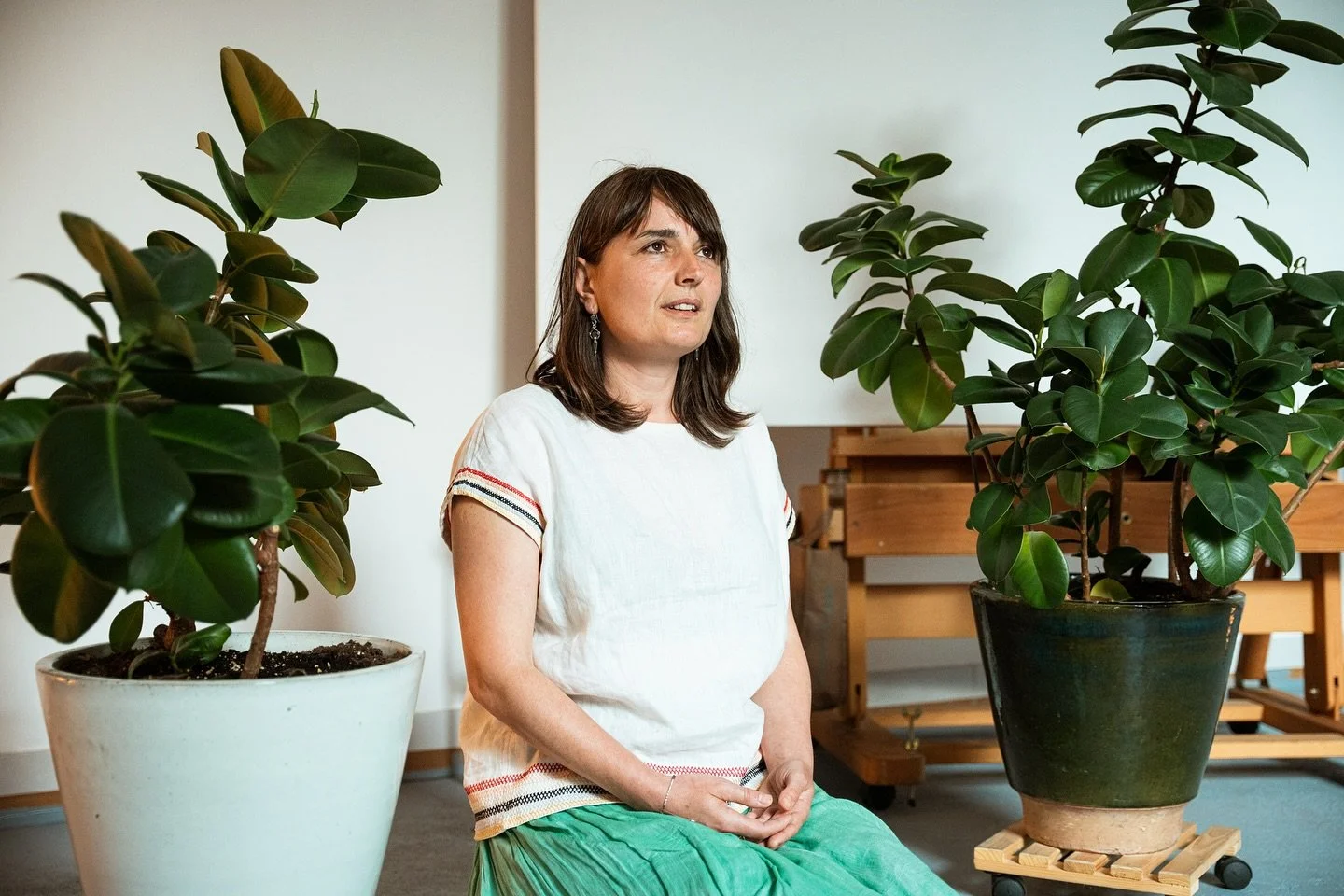 Laat je meenemen in de wereld van Indiase Raga 🌙 🎶 

Raga is een eeuwenoude vorm van Indiase klassieke muziek waarin tonen al improviserend worden gespeeld en gezongen. Tijdens deze avond hoor je niet alleen live raga, maar word je ook uitgenodigd 