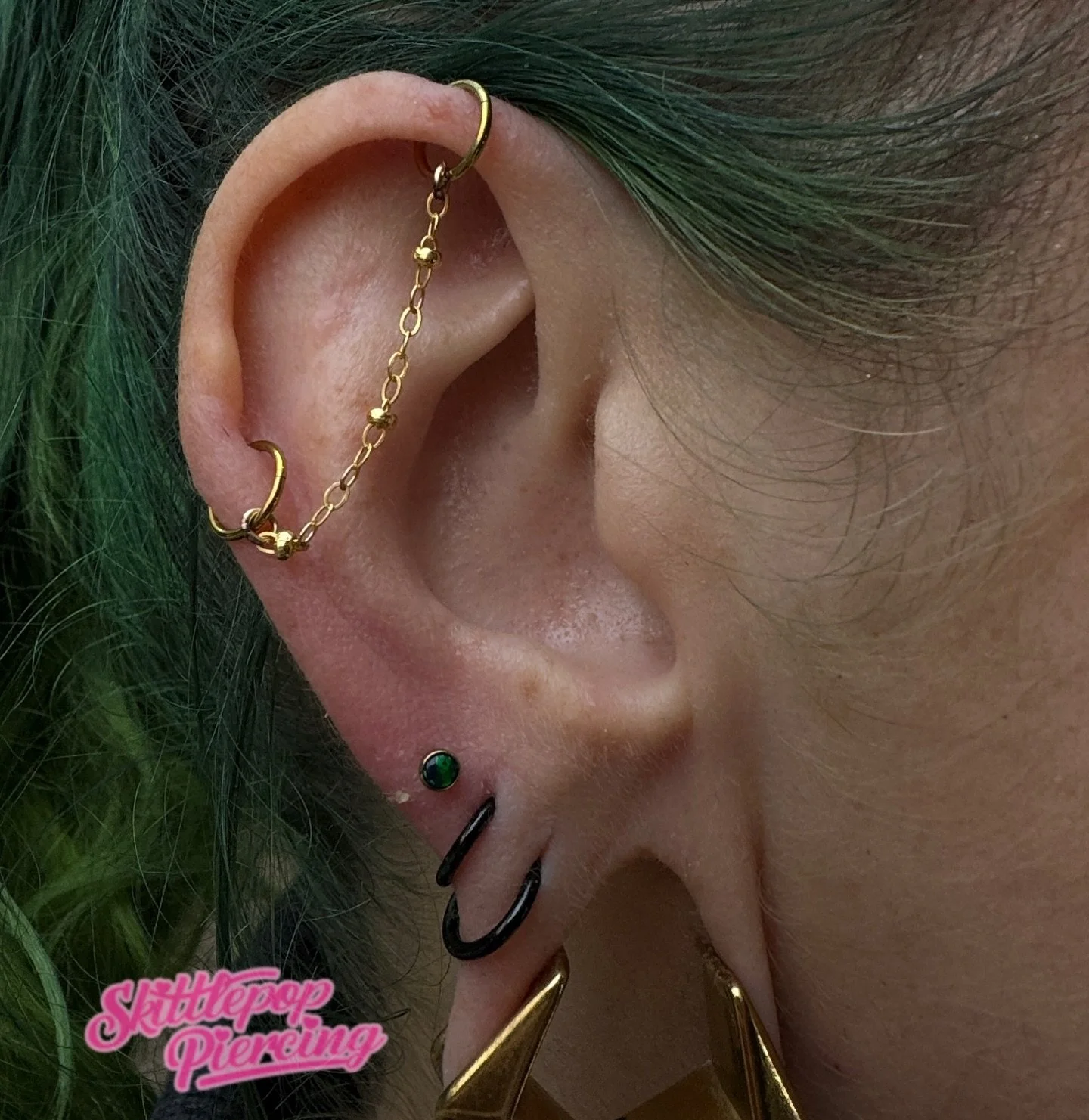 When your industrial piercing needs a makeover. 

I&rsquo;ve got space next week for piercings and permanent jewellery. Wednesday- Saturday. 

20% off all permanent jewellery when you book with a friend. 

#industrialpiercing #piercingchain #goldchai