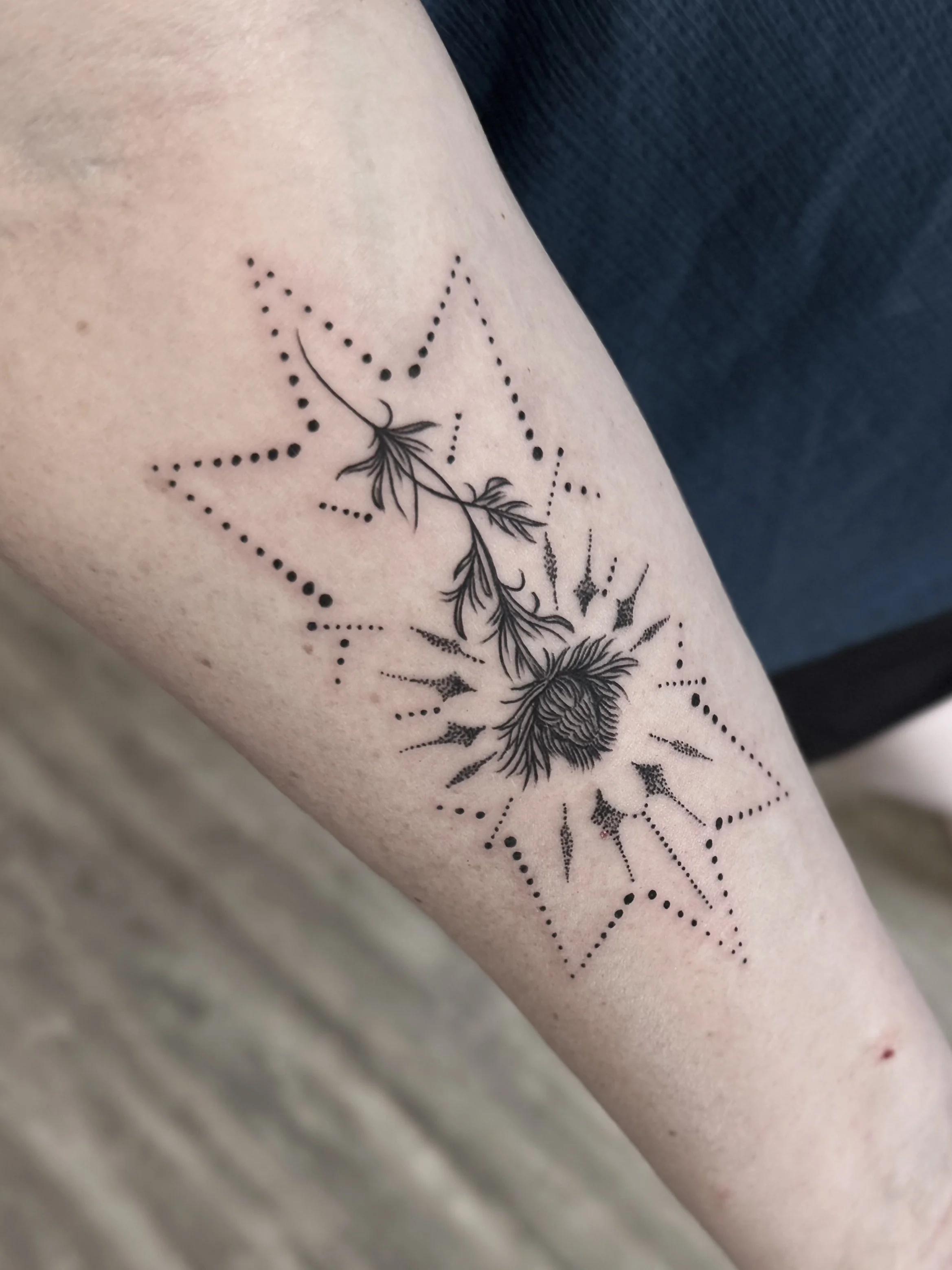 delicate fine-line tattooing, geometric dotwork, and botanical elements los angeles tattoo shop
