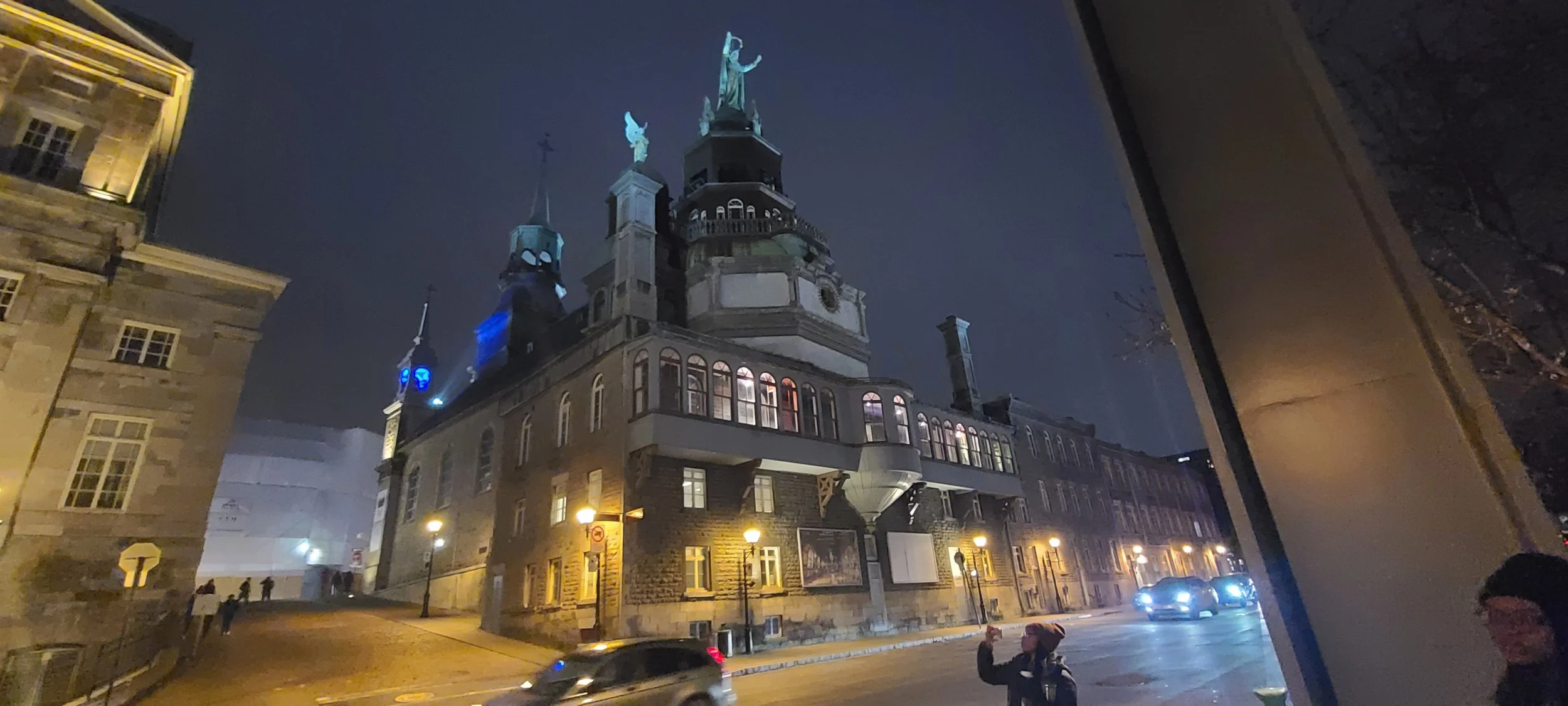 202312.26.Mobile.Quebec.OldMontreal (53).jpg