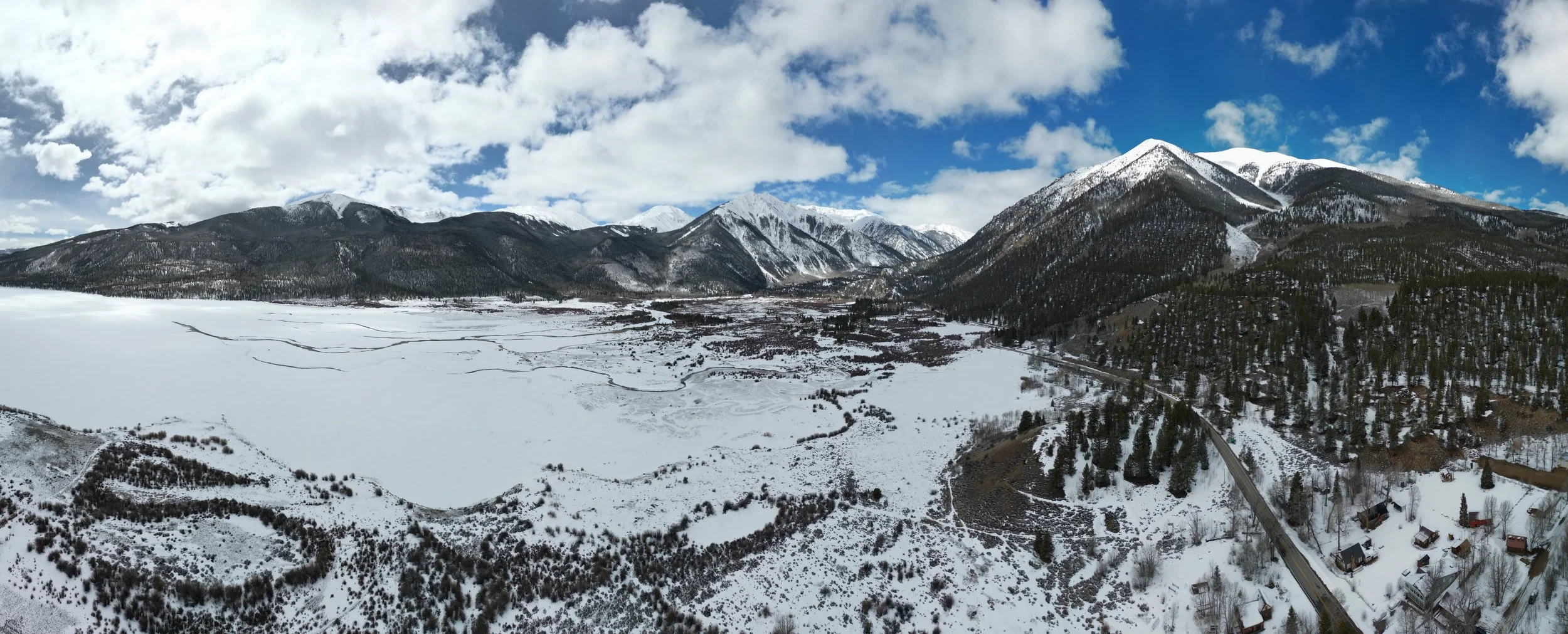 202404.01.Mini3.RockiesVacation.TwinLakes.Pano (6).JPG