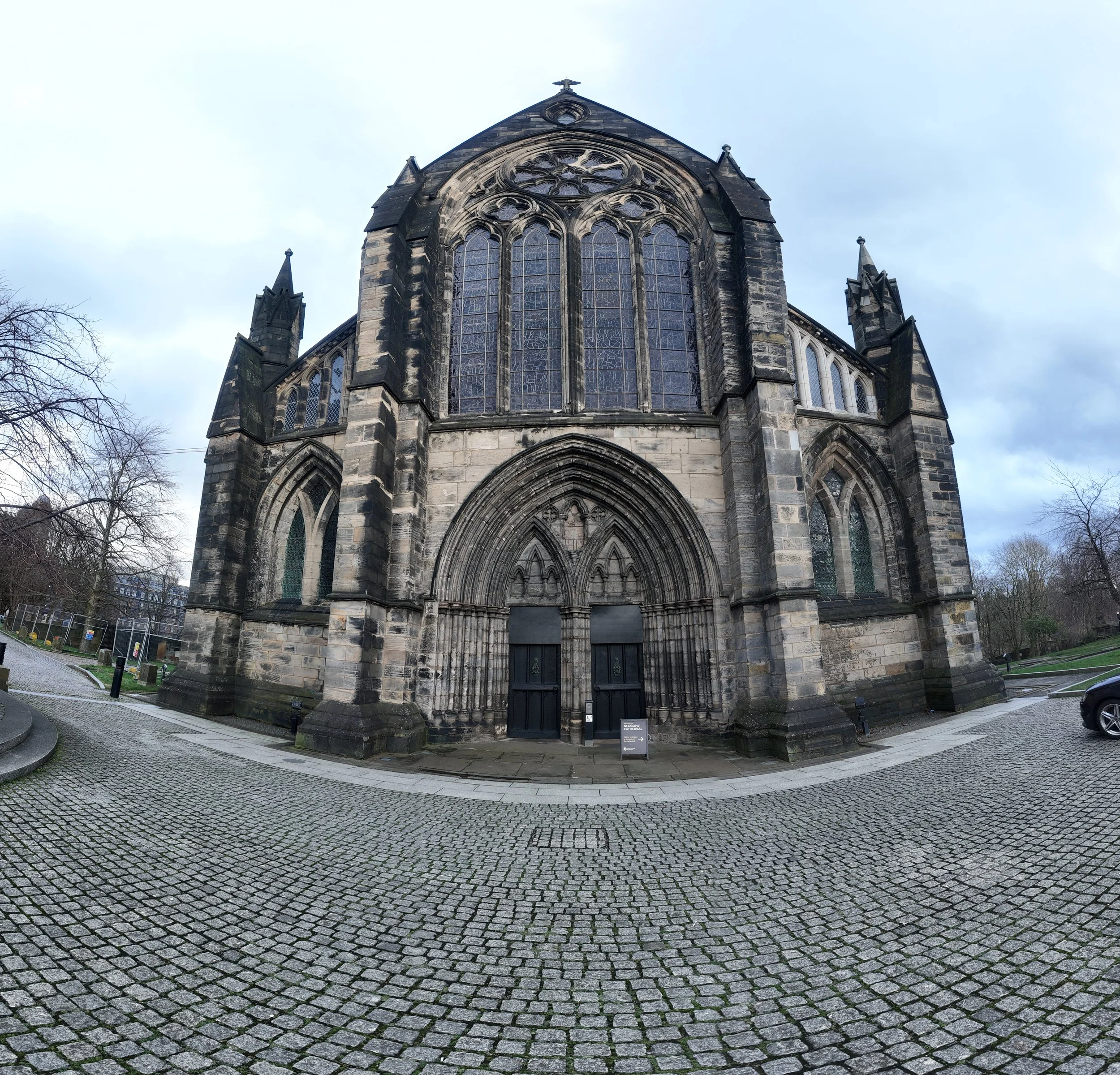 202602.24.Pocket3.Scotland.Nyrobi.GeoSciences.Trip.Glasgow.GlasgowCathedral.0043.jpg