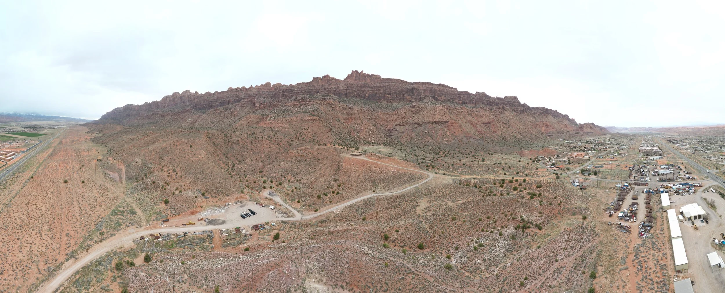 202403.31.Mini3.RockiesVacation.Moab.Pano (4).JPG