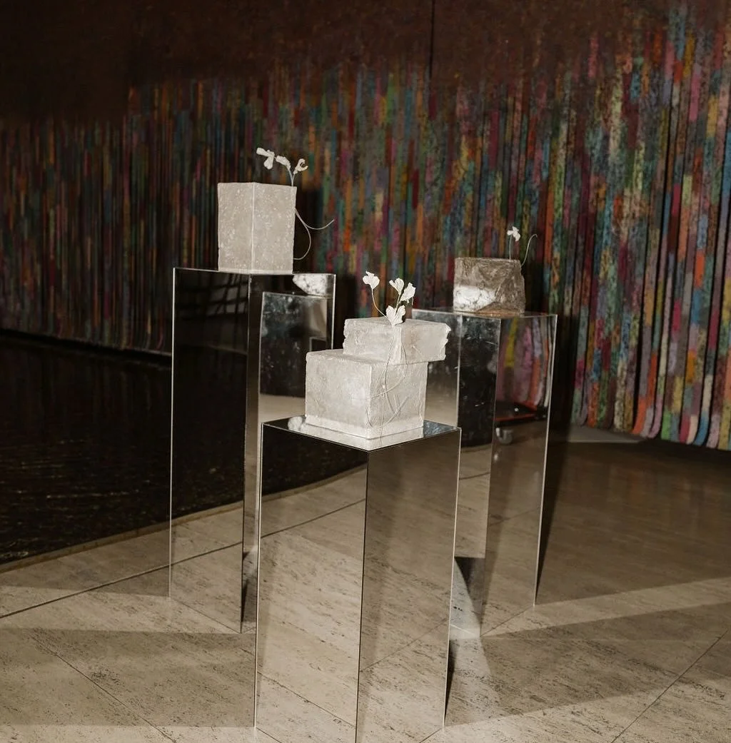 Reflections with @marinamachadocakes 💎