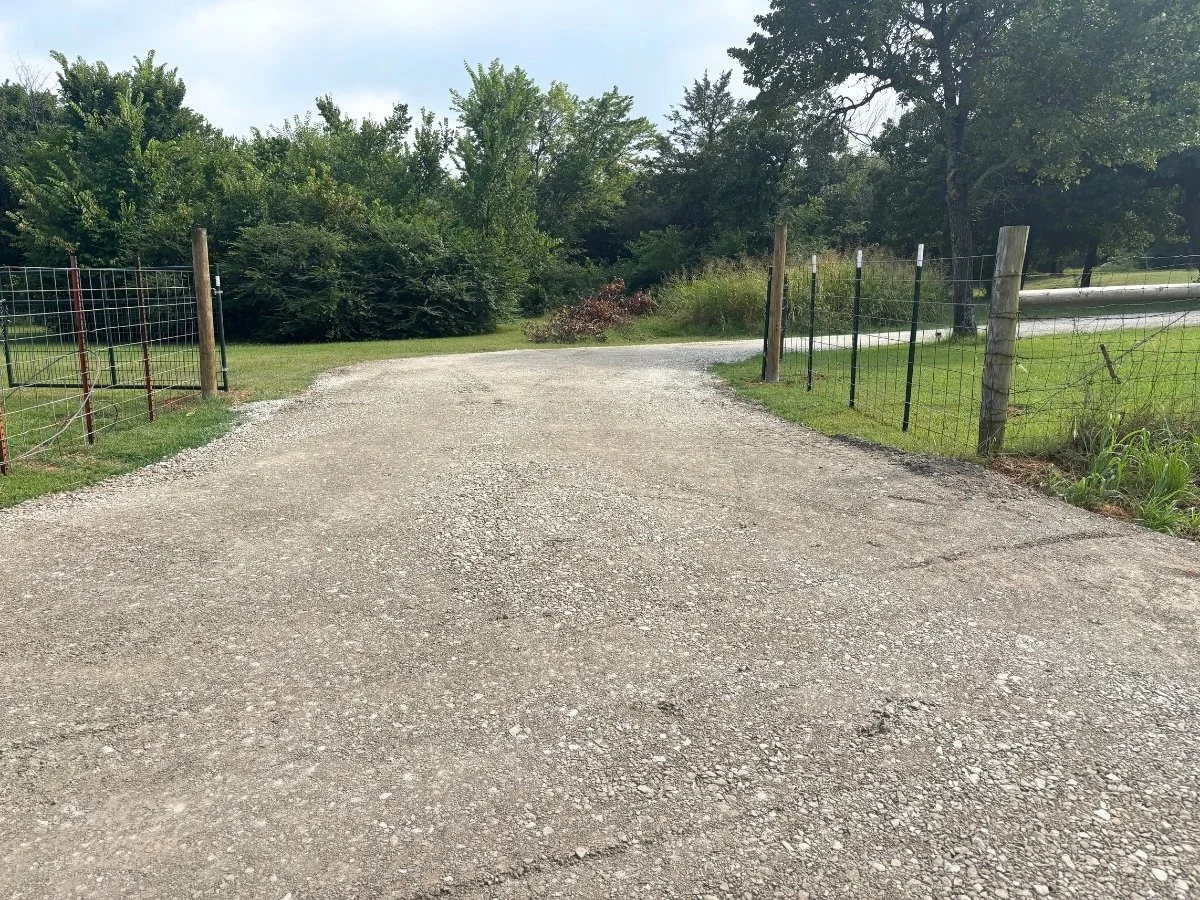 gravel-drive-wellston.jpg