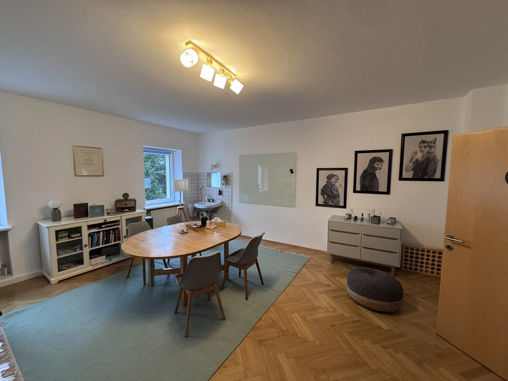 Besprechungsraum/Gruppenraum