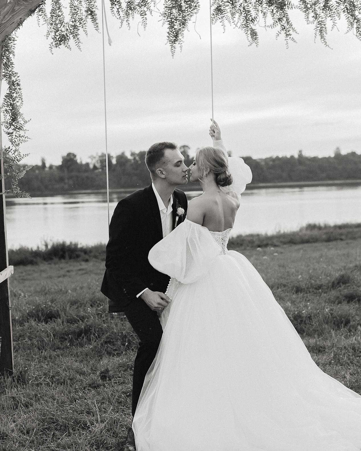 Our &ldquo;August Slipped Away&rdquo; Preset is truly timeless with its gentle streams of textured charcoal that flow freely in togetherness with airy shades of black &amp; creamy-white.

This thoughtfully created classic B&amp;W Photo Preset will ha