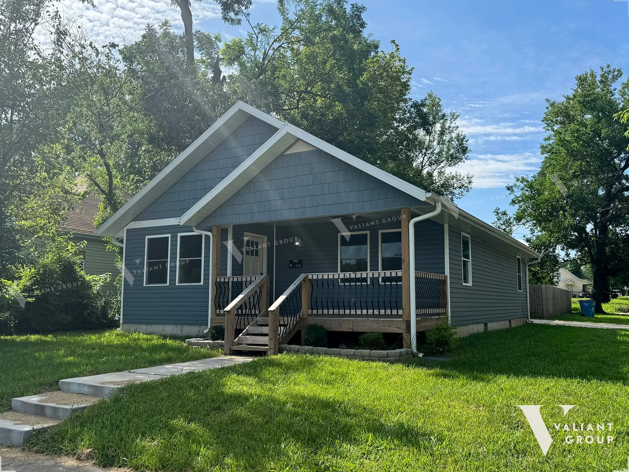 🎉 AVAILABLE FOR LEASE
🏠 1038 W Thoman St, Springfield, MO, 65803
💵 $1350 / month 
🛏️ 3 Bedroom / 2 Bathroom
☎️ Call our office at (417) 895-9681 or visit our website for more information.

Experience this beautiful three-bedroom, two-bathroom hou