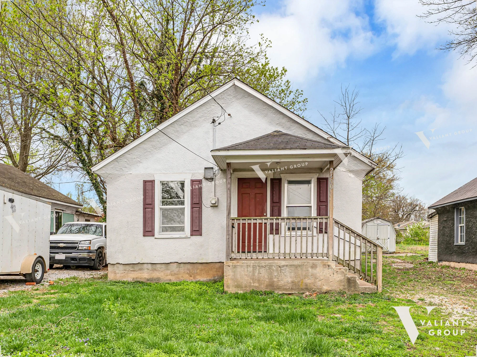 🎉 AVAILABLE FOR LEASE
🏠 2100 W Lee St, Springfield, MO 65803
💵 $795 / month 
🛏️ 1 Bedroom / 1 Bathroom
☎️ Call our office at (417) 895-9681 or visit our website for more information.

Welcome to this cozy one-bedroom, one-bathroom rental home, ne