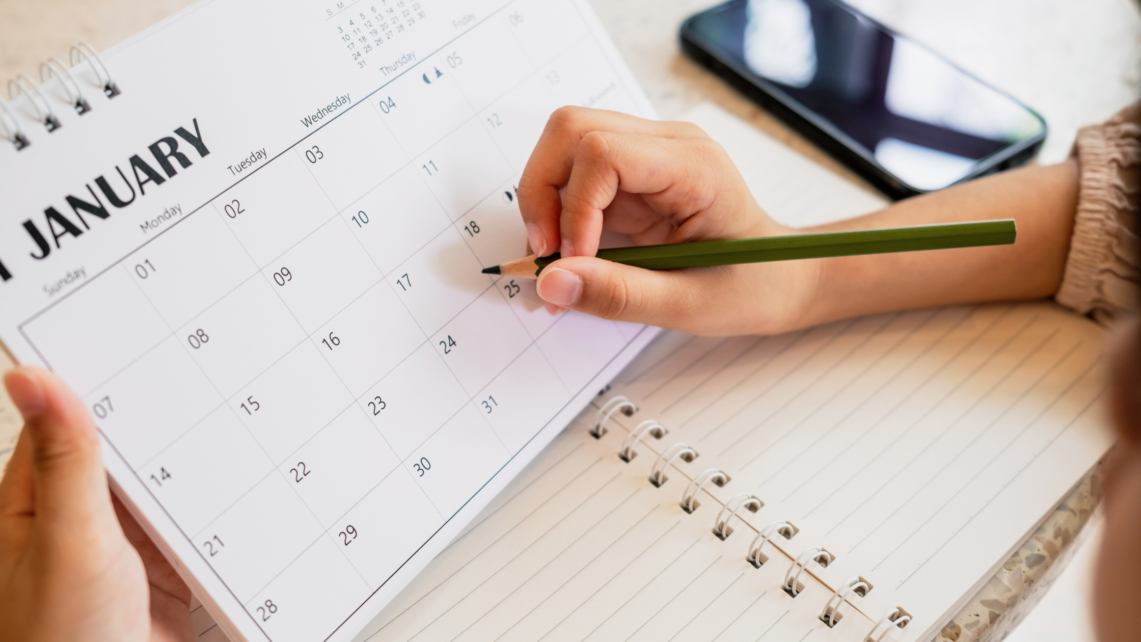 The First 14 Days of January: A Simple Plan to Start the Year Strong (Without Burning Out)