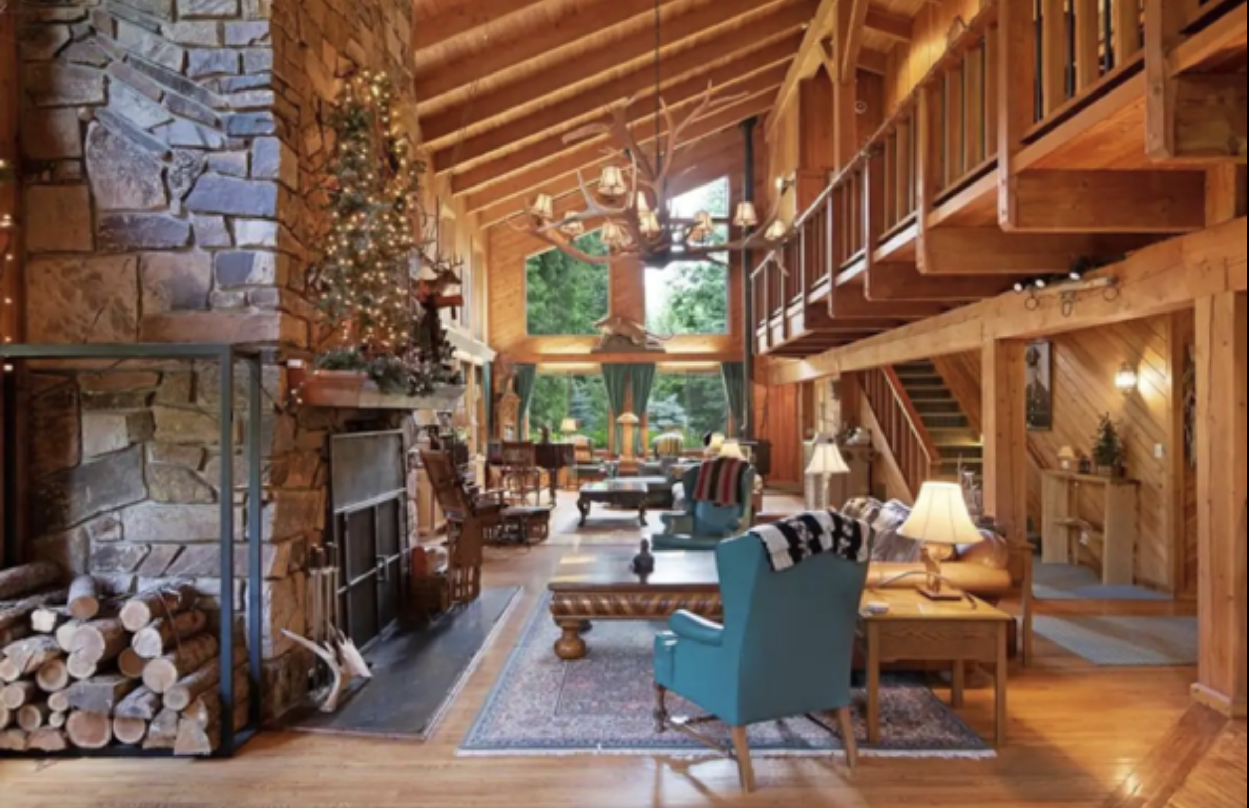 Fireplace & Balcony