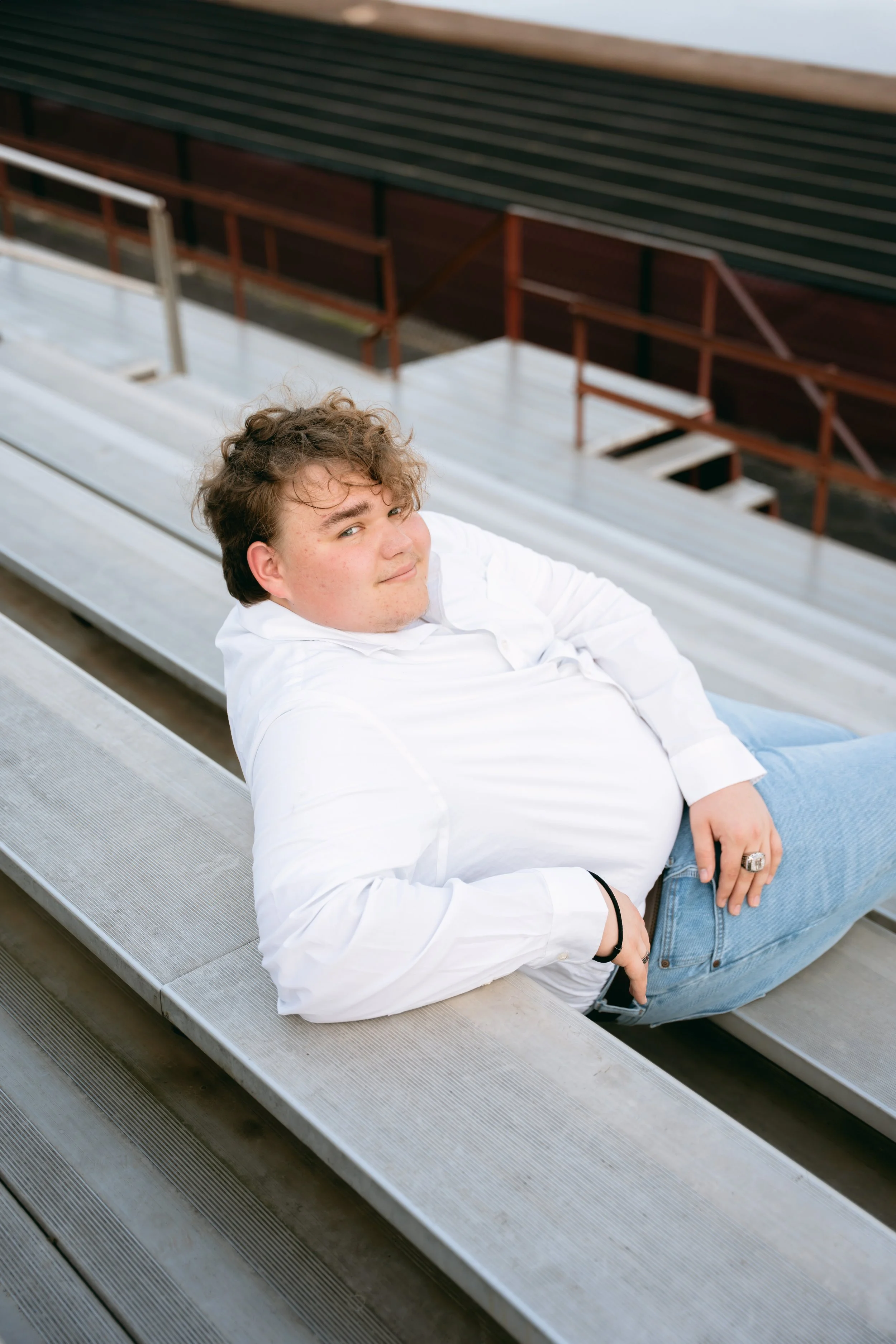 7-seniorphotography-silverlightvisions-photoandfilm-spring-floral-longview-photographer.jpg