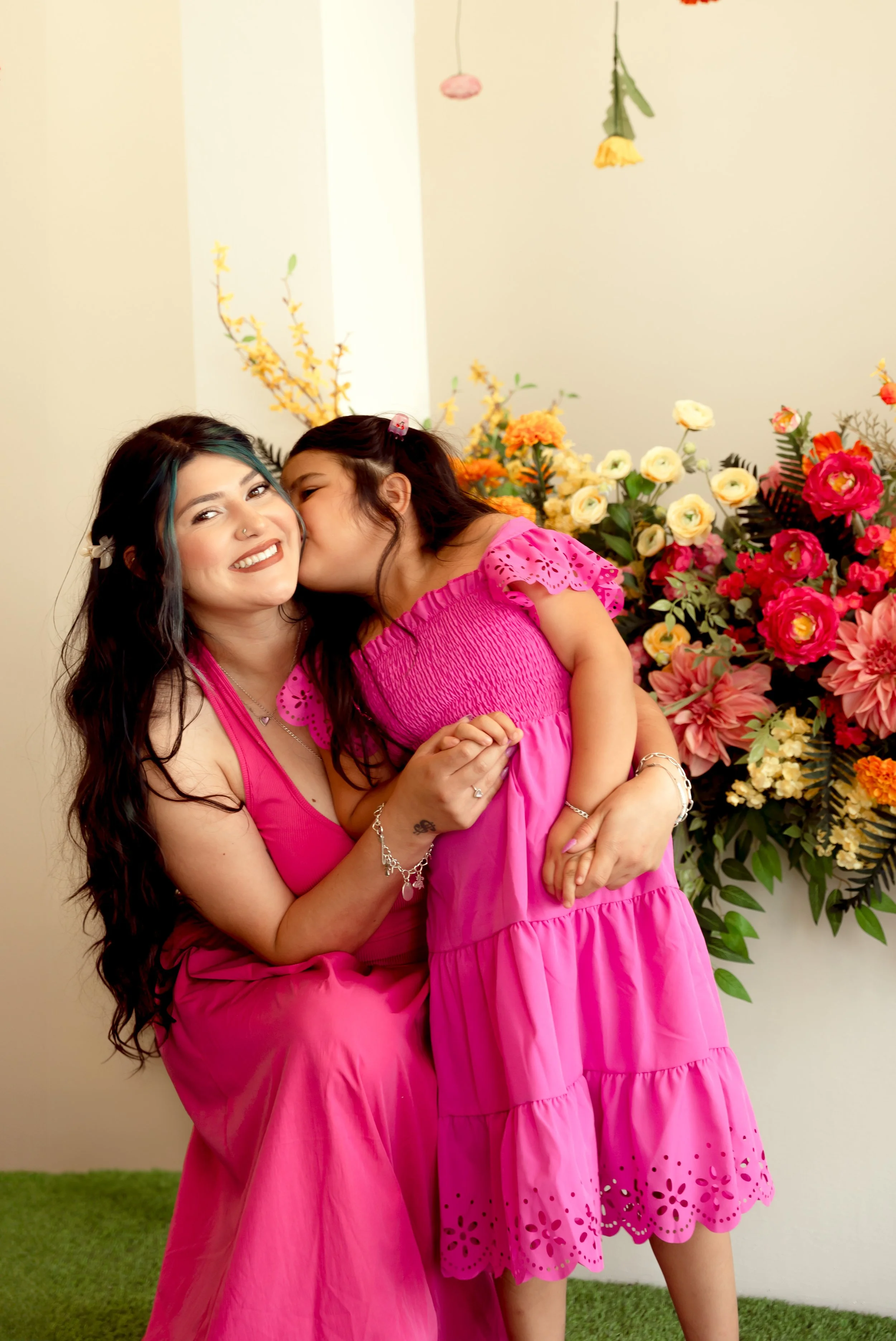 14-silverlightvisions-photo-east-texas-spring-portraits-mom-and-daughter-me.jpg