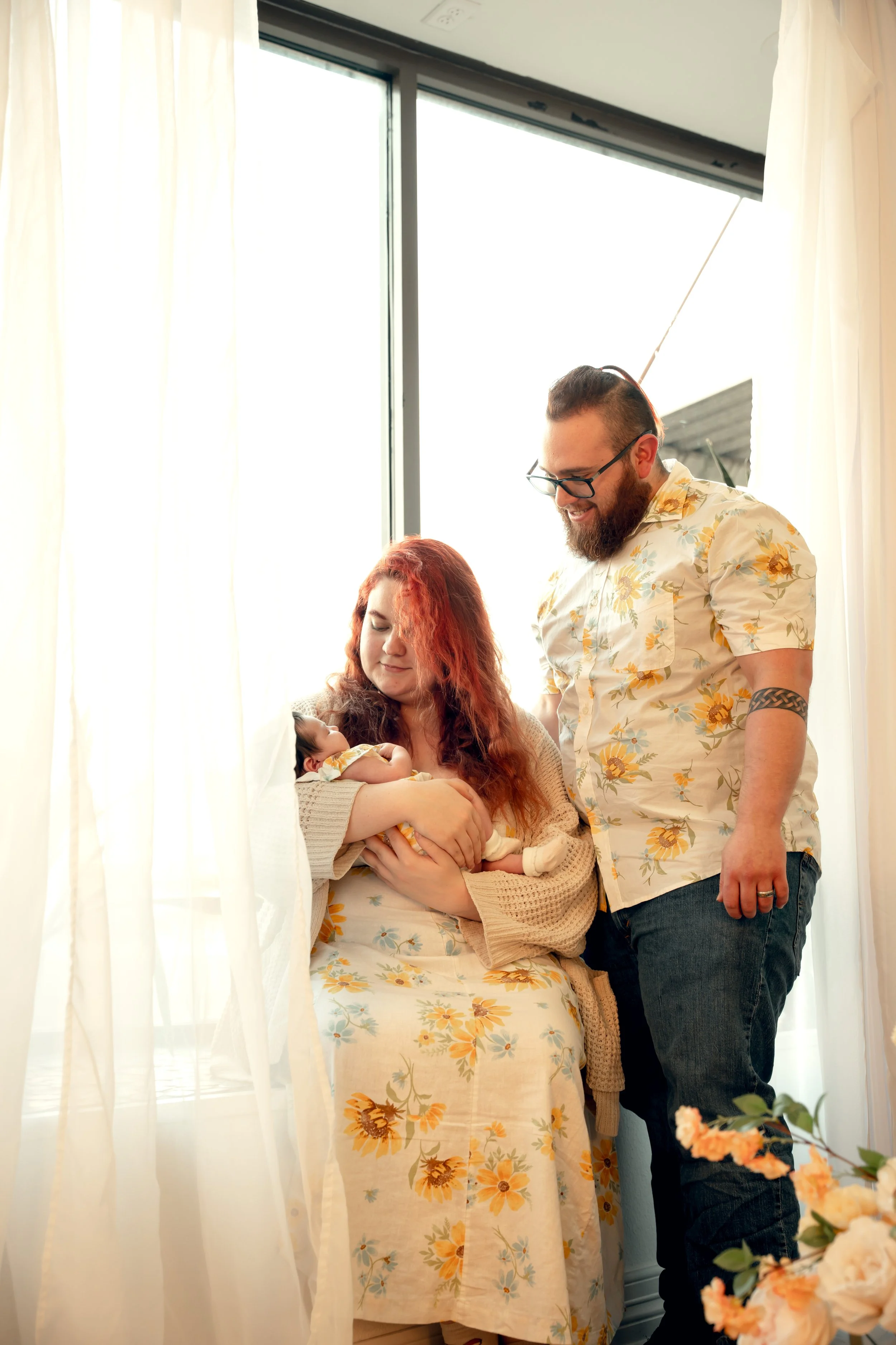 24-newbornphotography-silverlightvisions-photoandfilm-in-studio-boho-lifestyle-family.jpg