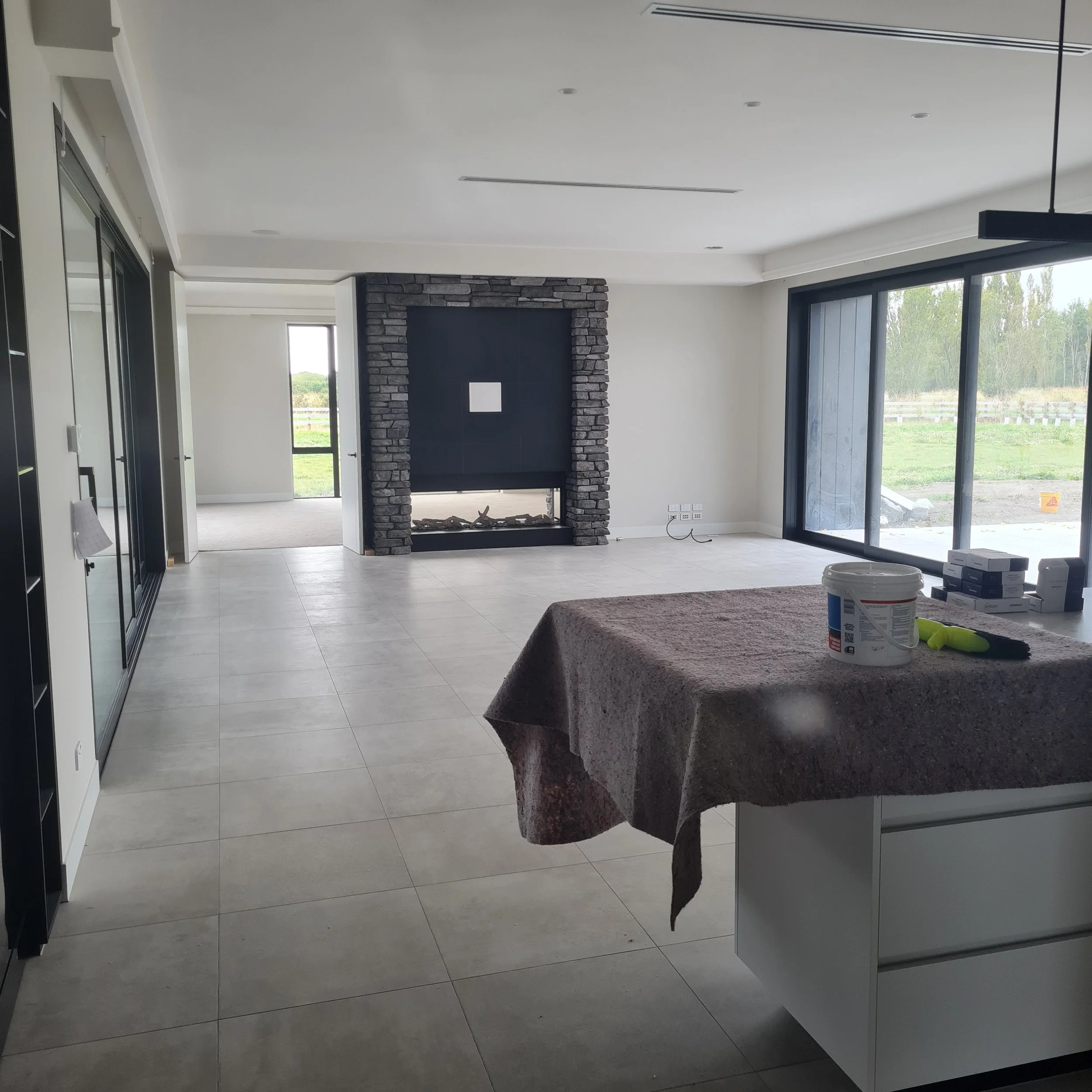 specialise in painting new homes