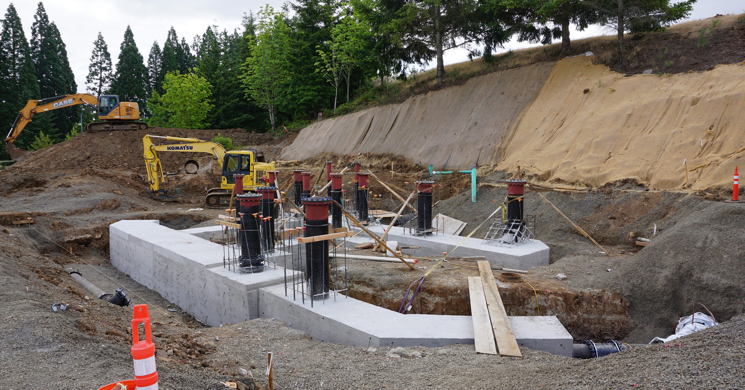 Sexton Mountain Pump Station - Beaverton, Oregon

Served as the Engineer of Record for site civil and stormwater design on the renovation of the Sexton Mountain Pump Station — a primary pump station in Beaverton's drinking water system. Scope of work