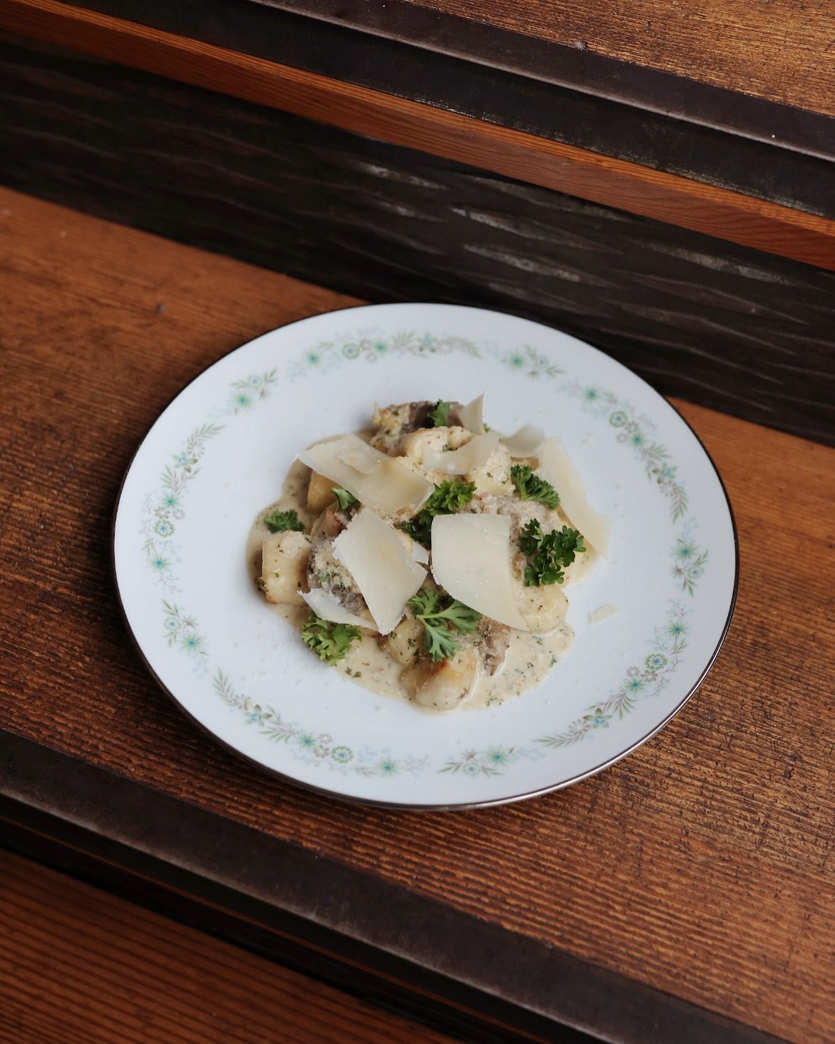 Gnocchi 💛 a classic for a reason. If you&rsquo;ve had it&hellip; you know. If you haven&rsquo;t&hellip; it&rsquo;s on our happy hour menu⚡️ today from 4-6, open from 4-9. Come check out our HH menu, with cocktail AND food specials. Reservations and 