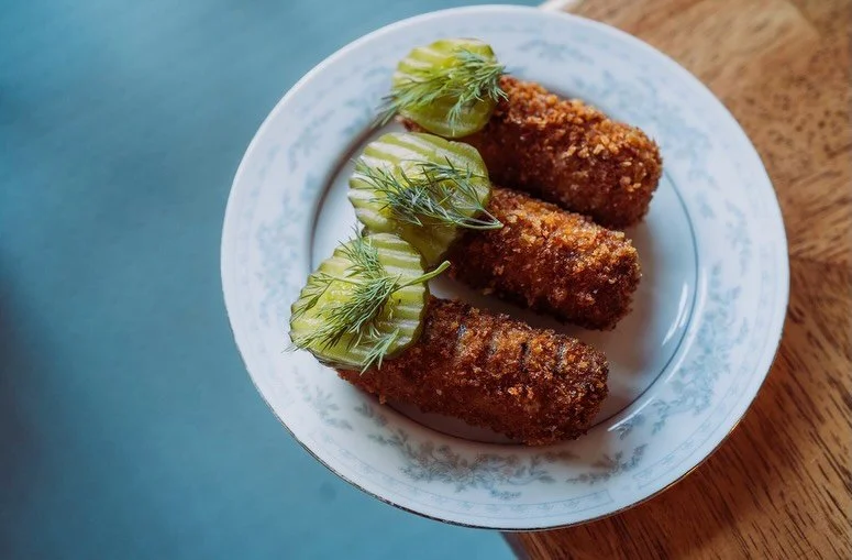 REUBEN CROQUETTES 

pastrami, cheese curds, sauerkraut, bechamel, pickle

One of the few things on our menu that has never changed. With good reason. 

See you tonight 4-9, HAPPY HOUR 4-6 🤠

📸: @thefoxes 

#bellinghamexperience #farmtotable #whatco