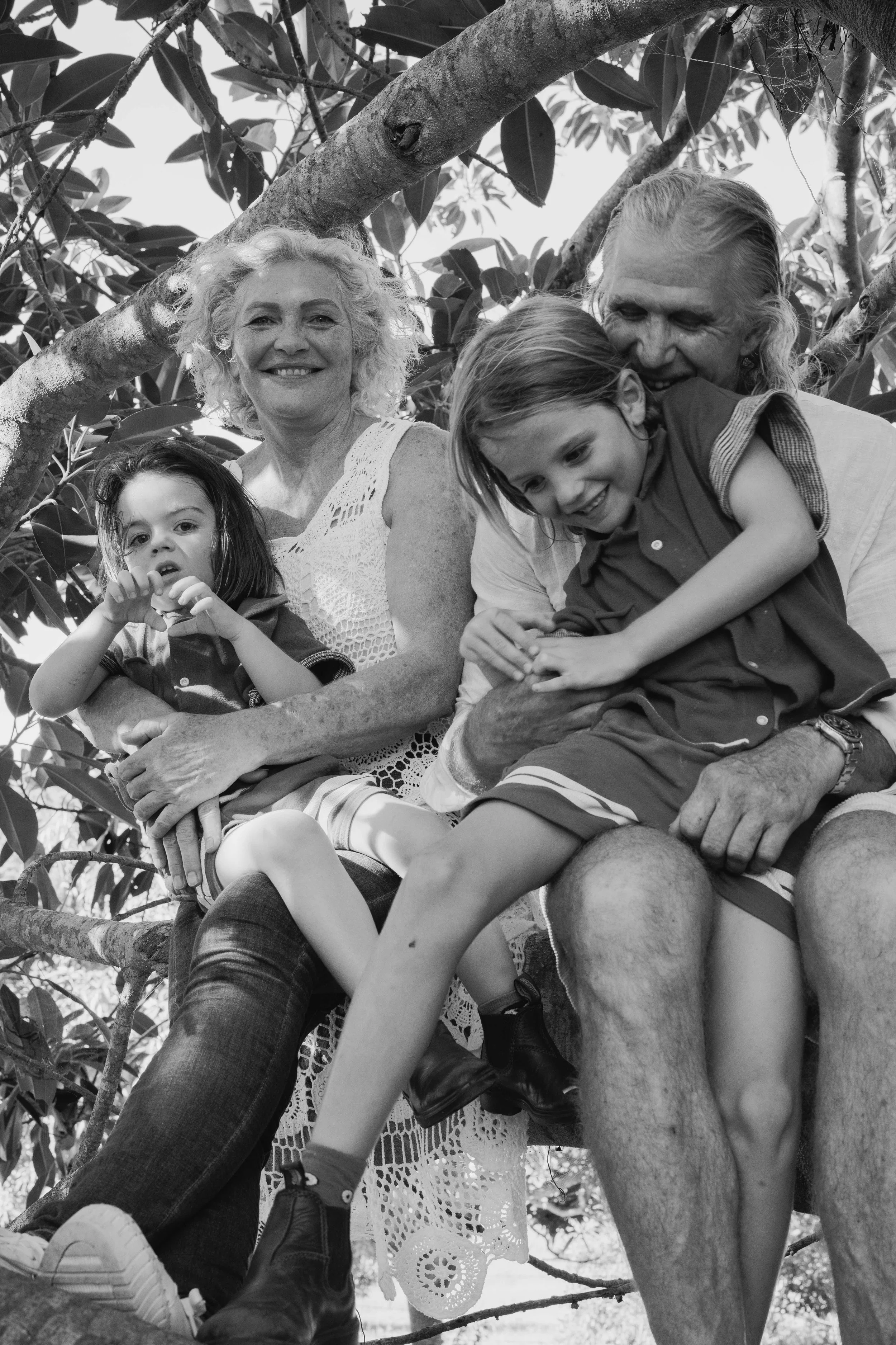 Minchers Grandparents with boys.jpg