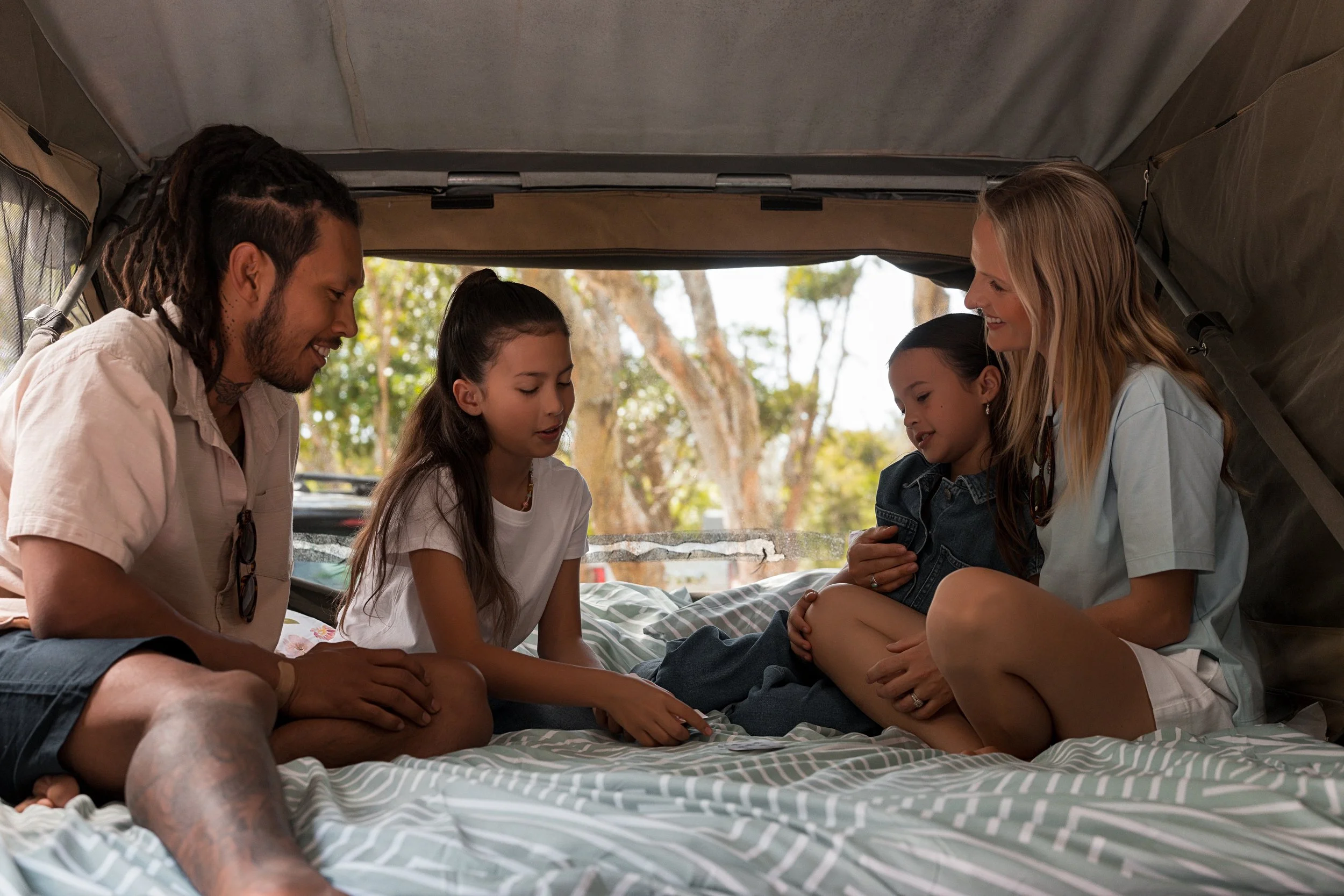 FAMILY_INSIDE_CAMPER-02769.jpg