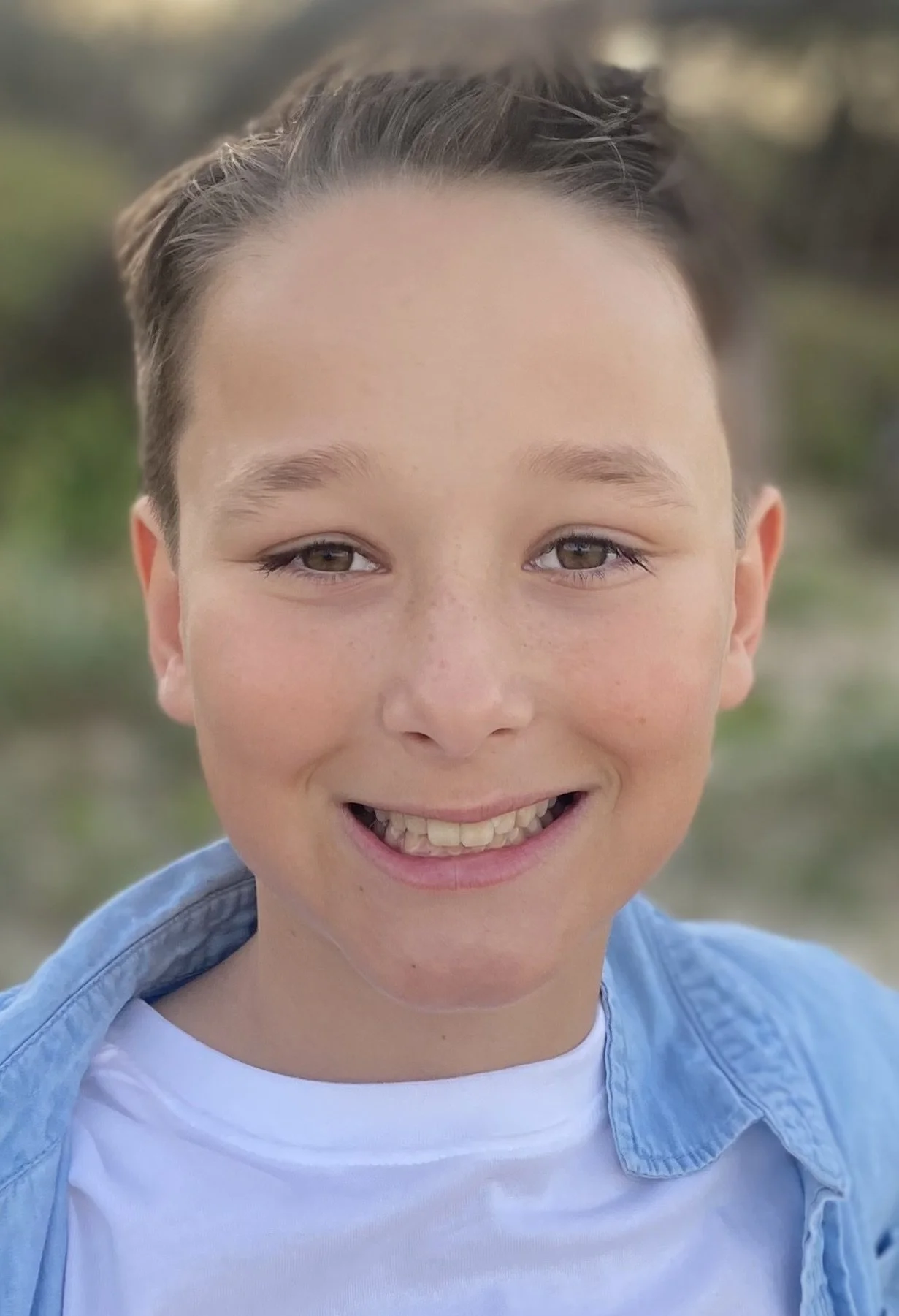 Ashton Knight Headshot.jpg