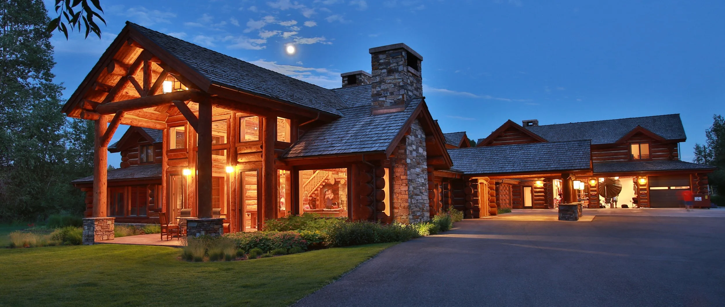 HouseinJacksonHole_1.jpg