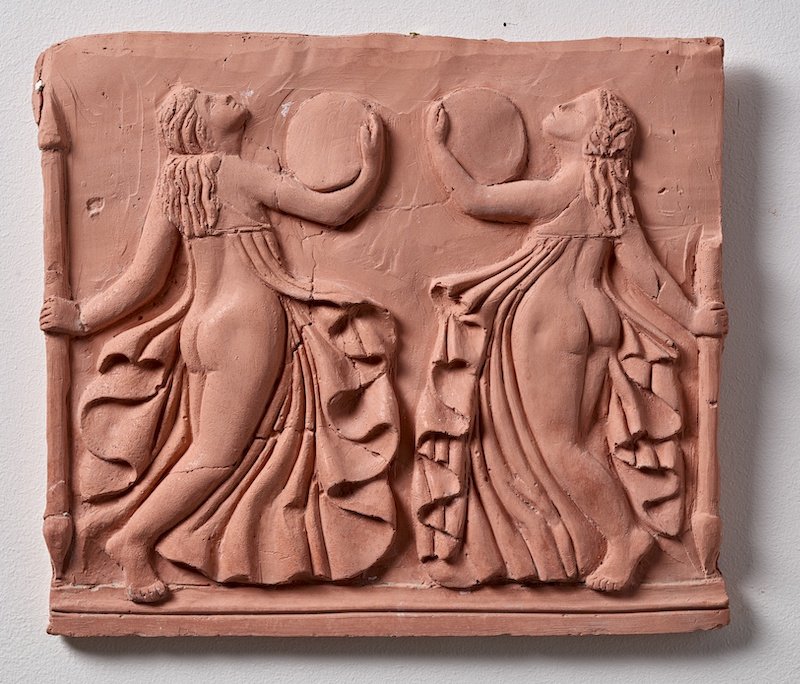 DANCING GIRLS. Pigmented cement. 290 x 330