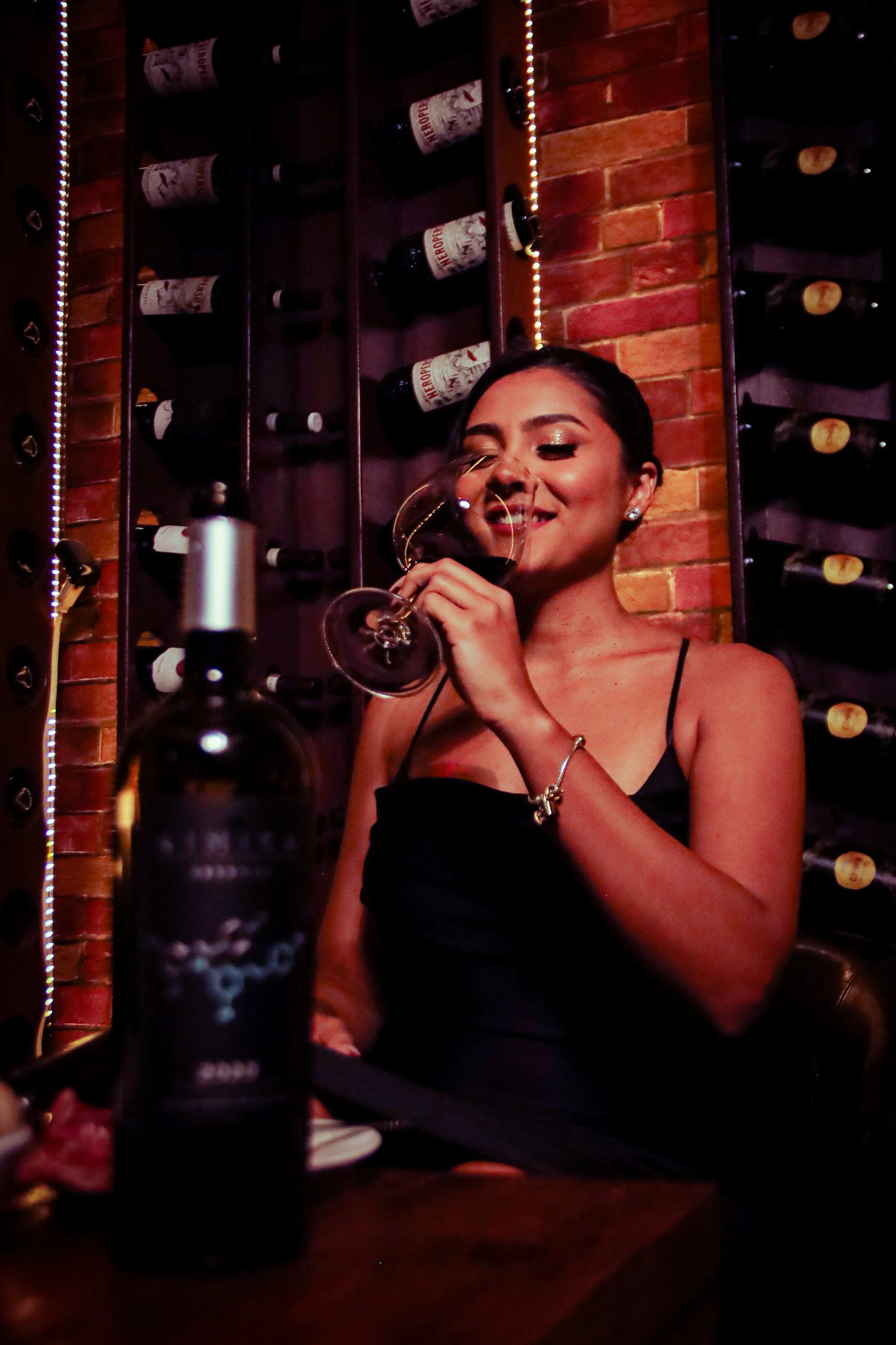 wineroom commercila part 2 -19.jpg