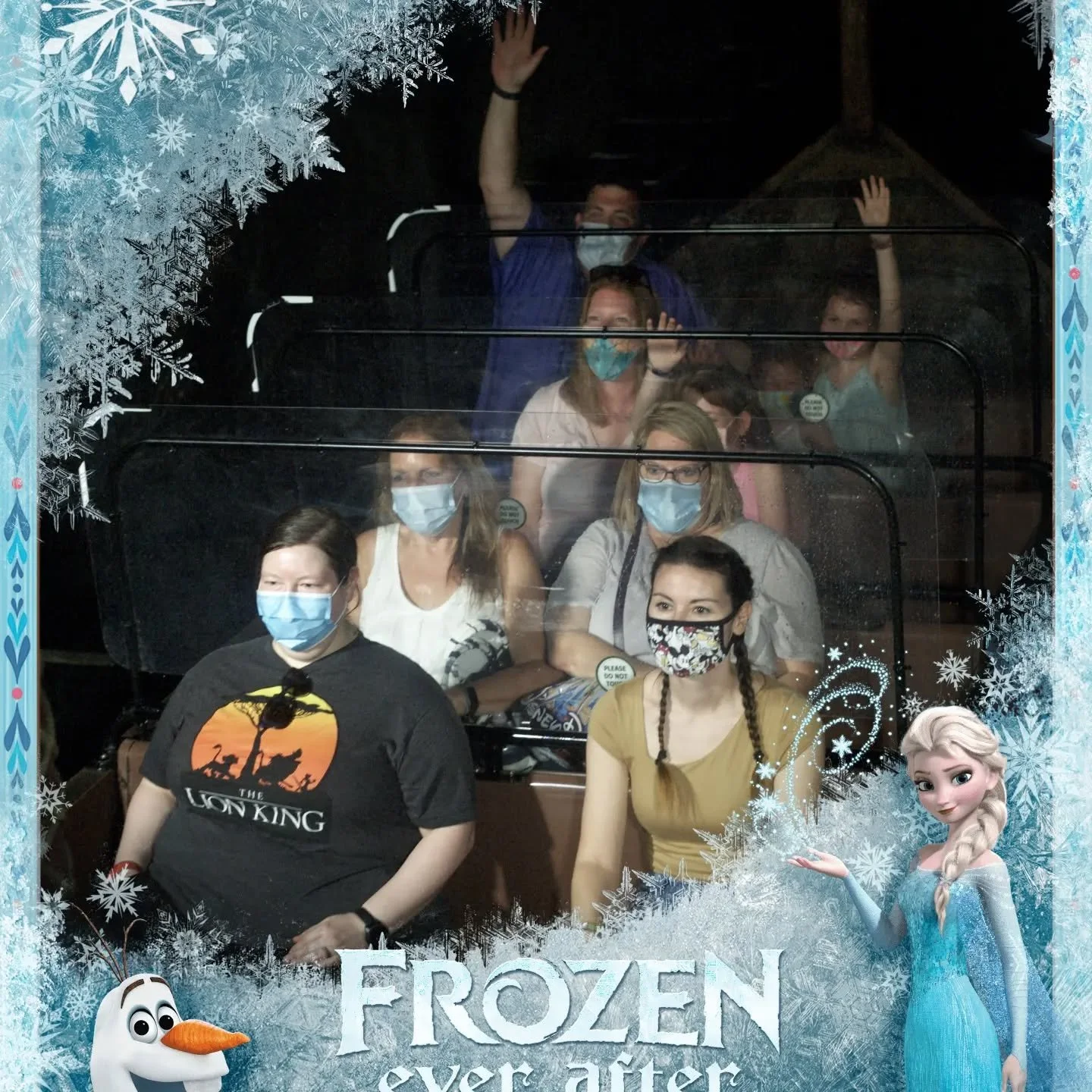 Front row on Frozen Ever After is the best row. 👌 
.
.
.
.
.
#disneyworld #wdw #disneygram #disneyparks #waltdisneyworld #epcot #frozeneverafter #ridephotos #disneygirl #worldshowcase