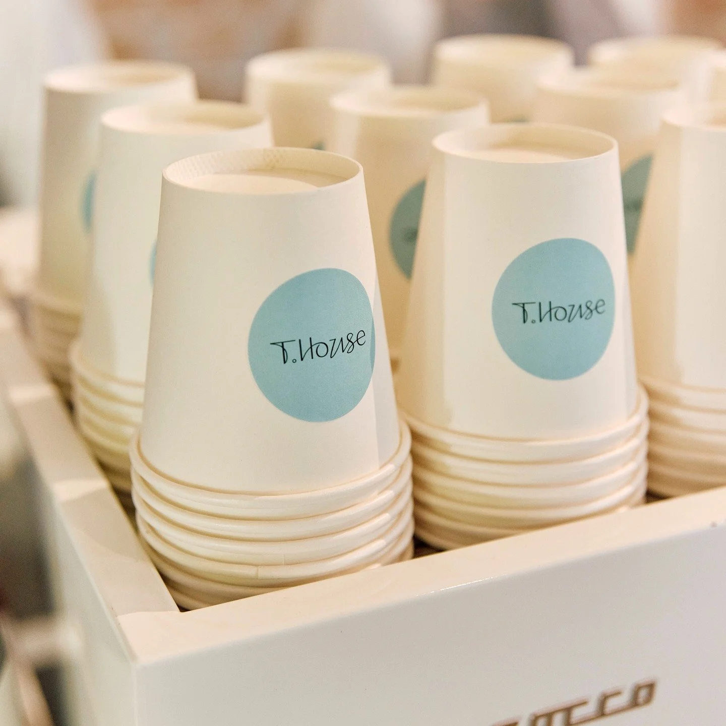 Spreading Kindness – Part 1
On Wednesday, we joined forces with @t.house.com.au at @halfacre_venue to host a powerful event in support of @eatupaustralia.
In under an hour, a room full of generous guests — including family, friends, med