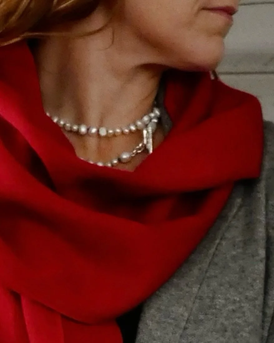 Holiday party pieces that are unmistakably you&hellip; classic, modern, and impactful.

One-of-a-kind, hand-carved silver and traditionally-knotted organic pearl necklaces are our love language here.
 Your perfect statement piece: beautiful on its ow