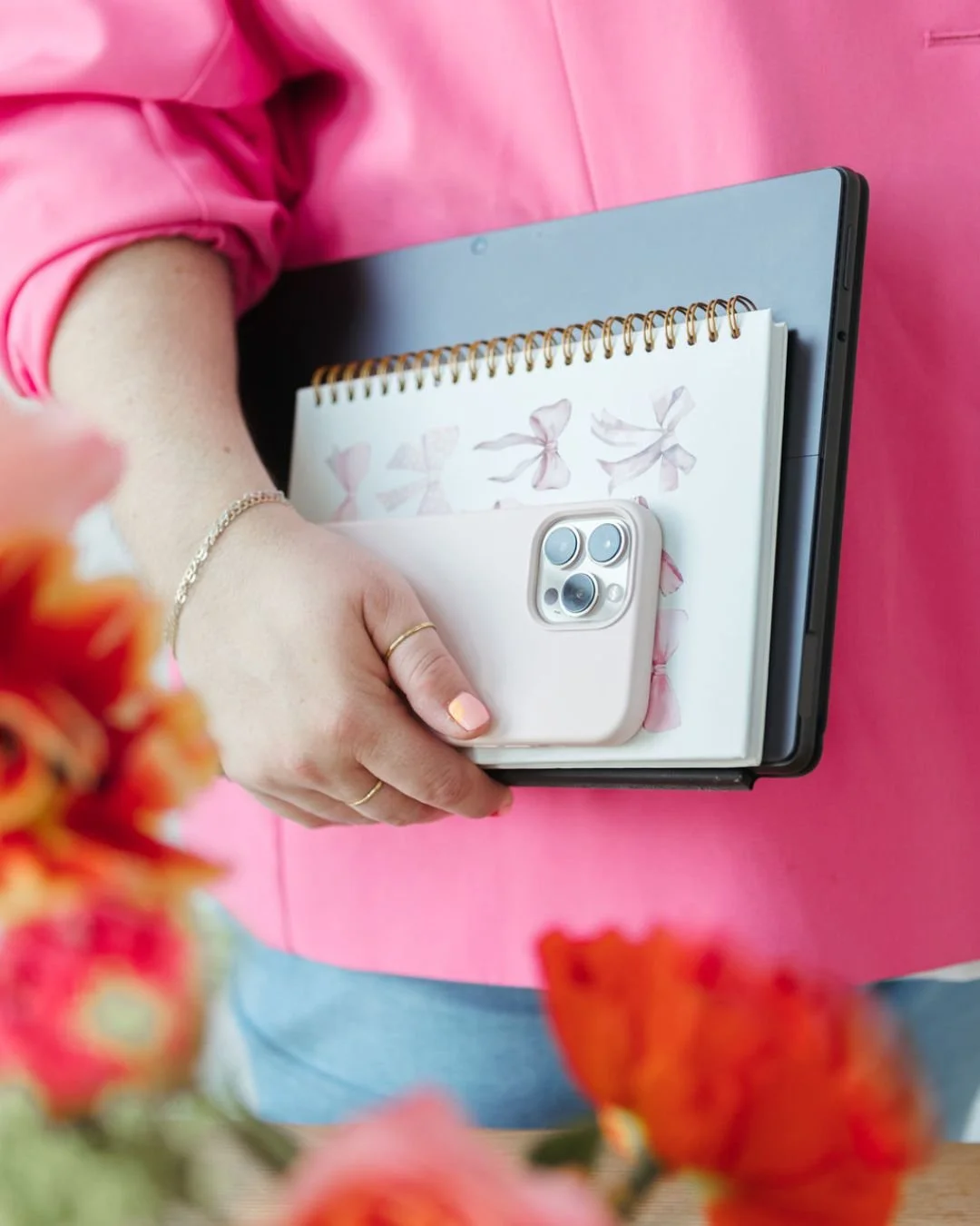 Quick question.

What would your business feel like
if one major task disappeared tomorrow?

Not postponed.
Not sitting in your notes app.

Gone.
Handled.
Off your brain.

No editing reels at midnight.
No scrambling for content before posting.
No &ld