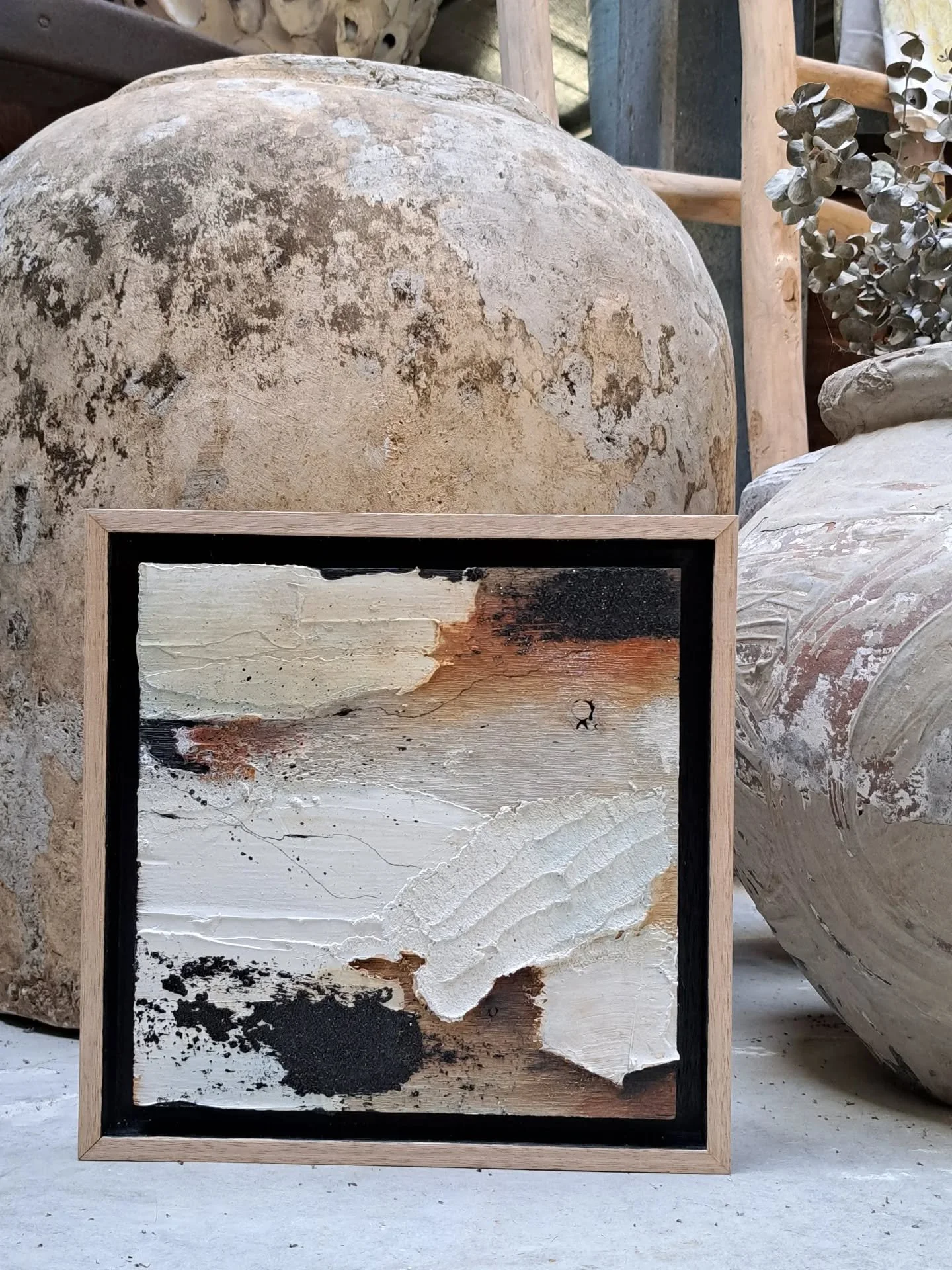 Earthy tones, rich textures. 

Contemplation
20x20 cm
mixed media on recycled wood panel.

Available @the_trove_leavesandfishes