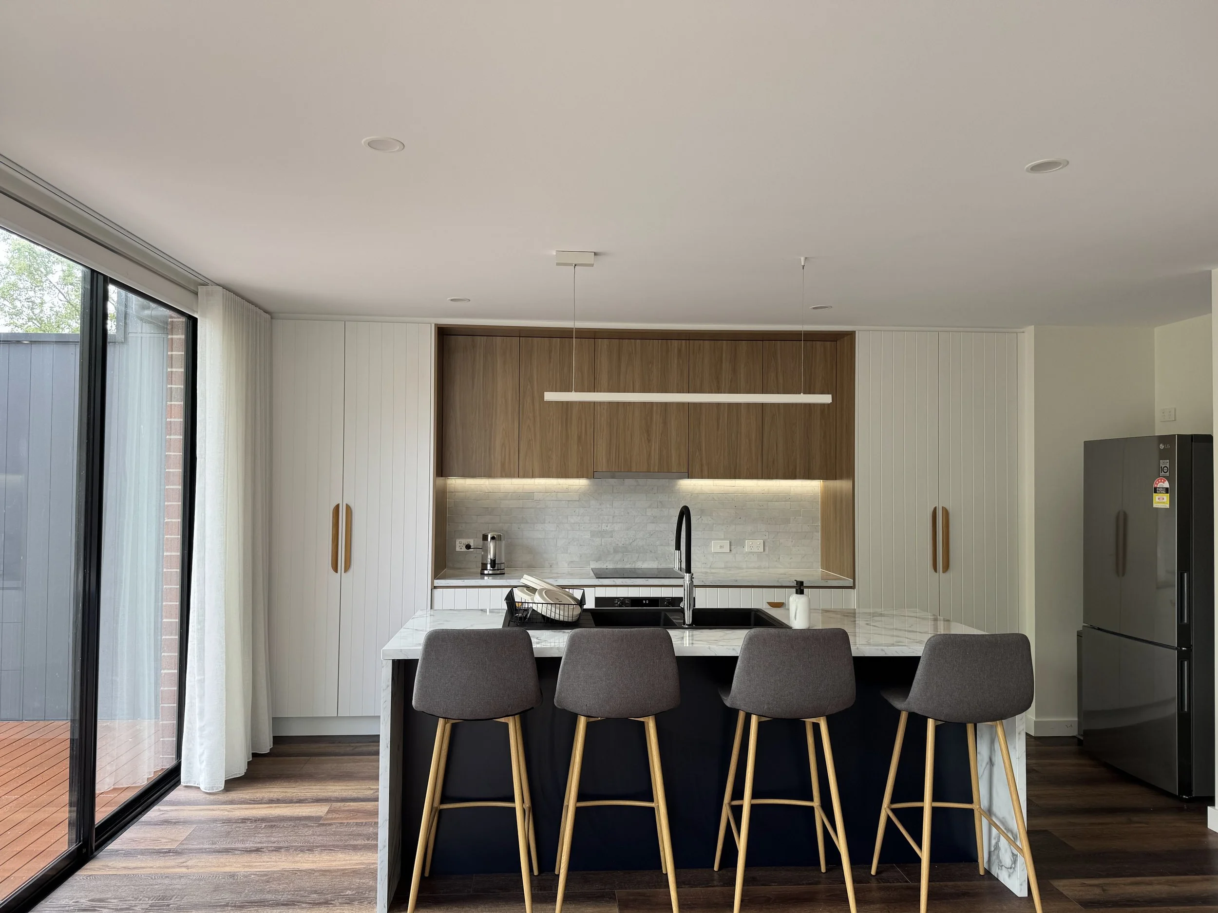 Crisp Designs Unit Kitchen 00.jpg
