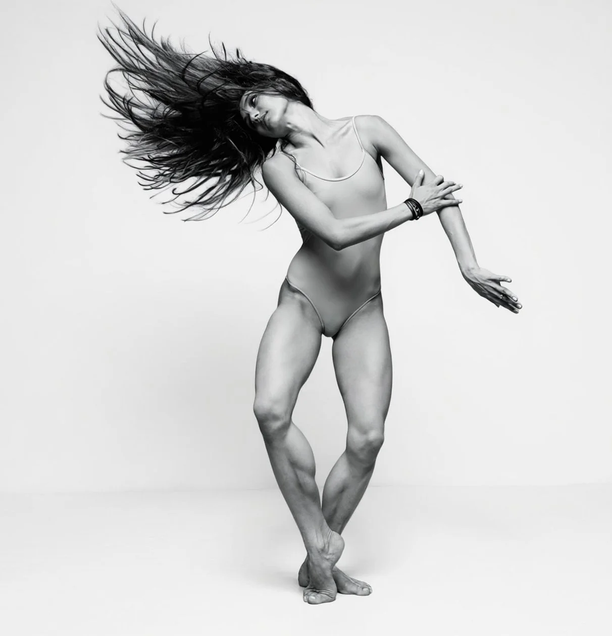 Contemporary Club dancers training with Dancelab