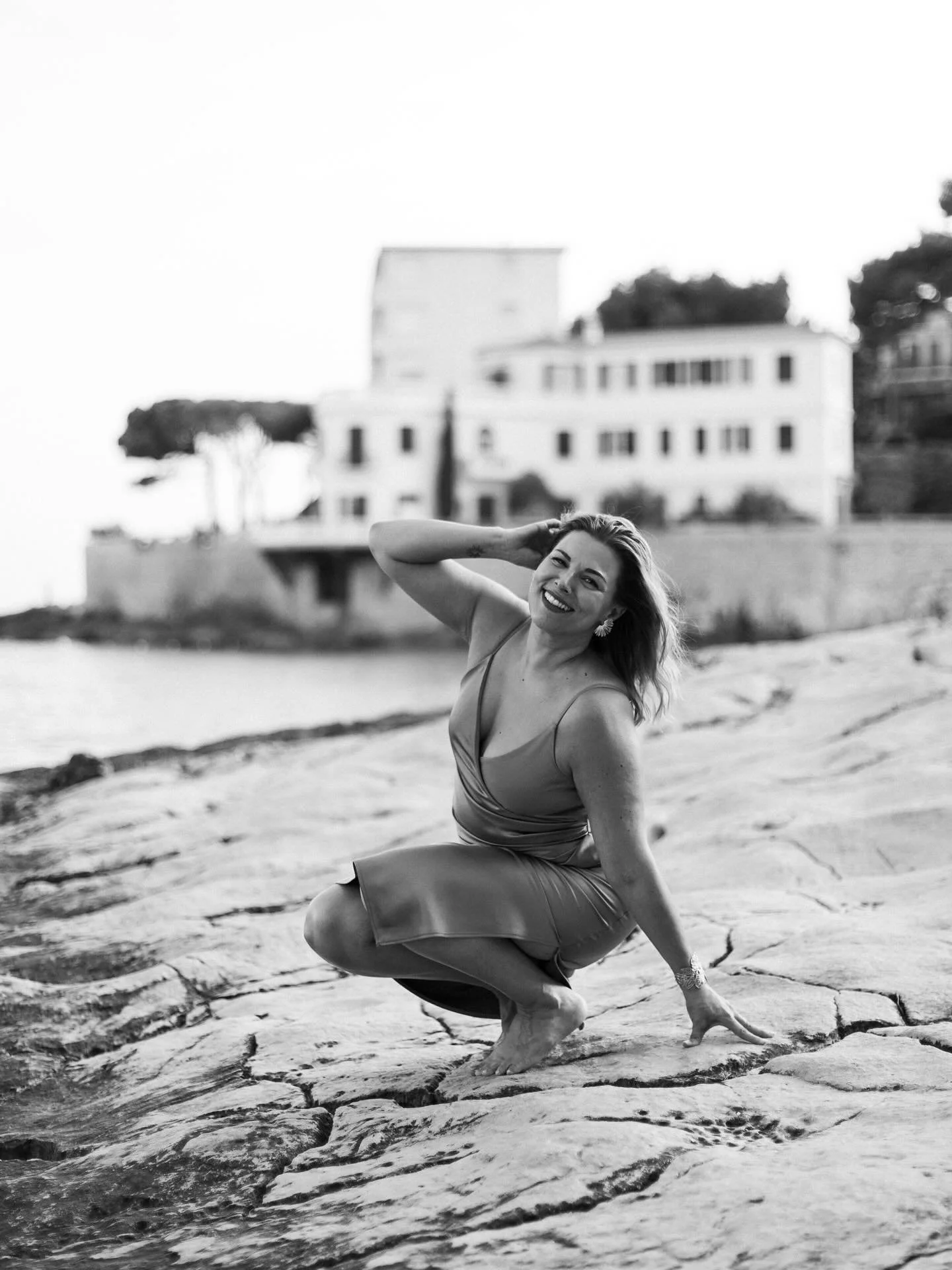 Tiphaine, solaire et inspirante ☀️

Libert&eacute; au bord de mer. 

Et si vous vous laissiez photographier dans cette lumi&egrave;re ?

Un moment pour vous. Pour c&eacute;l&eacute;brer votre force, votre f&eacute;minit&eacute;, votre beaut&eacute; l