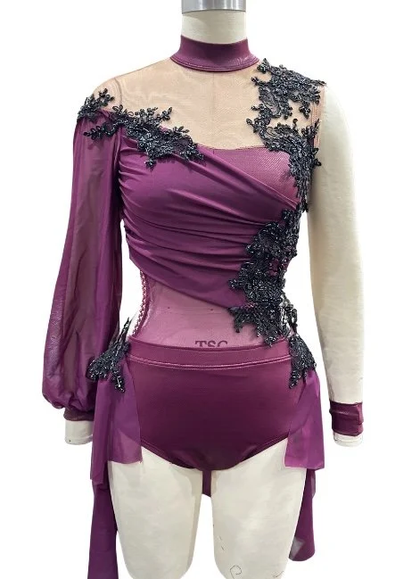 OUI COSTUME STUDIO (Website) - 95.jpg