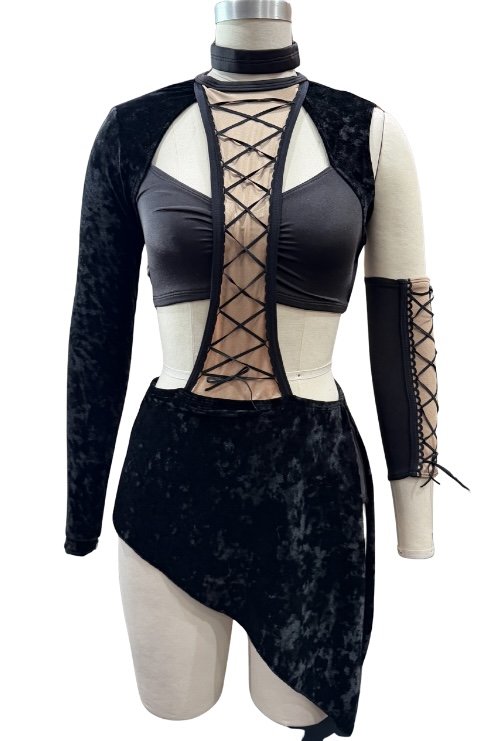 OUI COSTUME STUDIO (Website) - 273.jpg