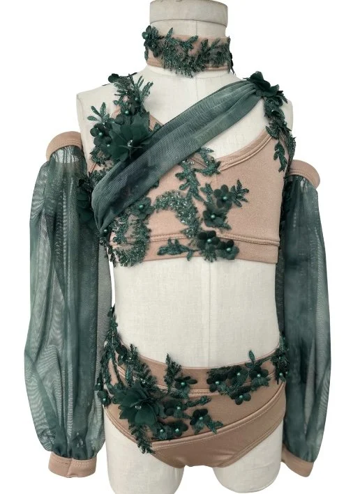 OUI COSTUME STUDIO (Website) - 20.jpg