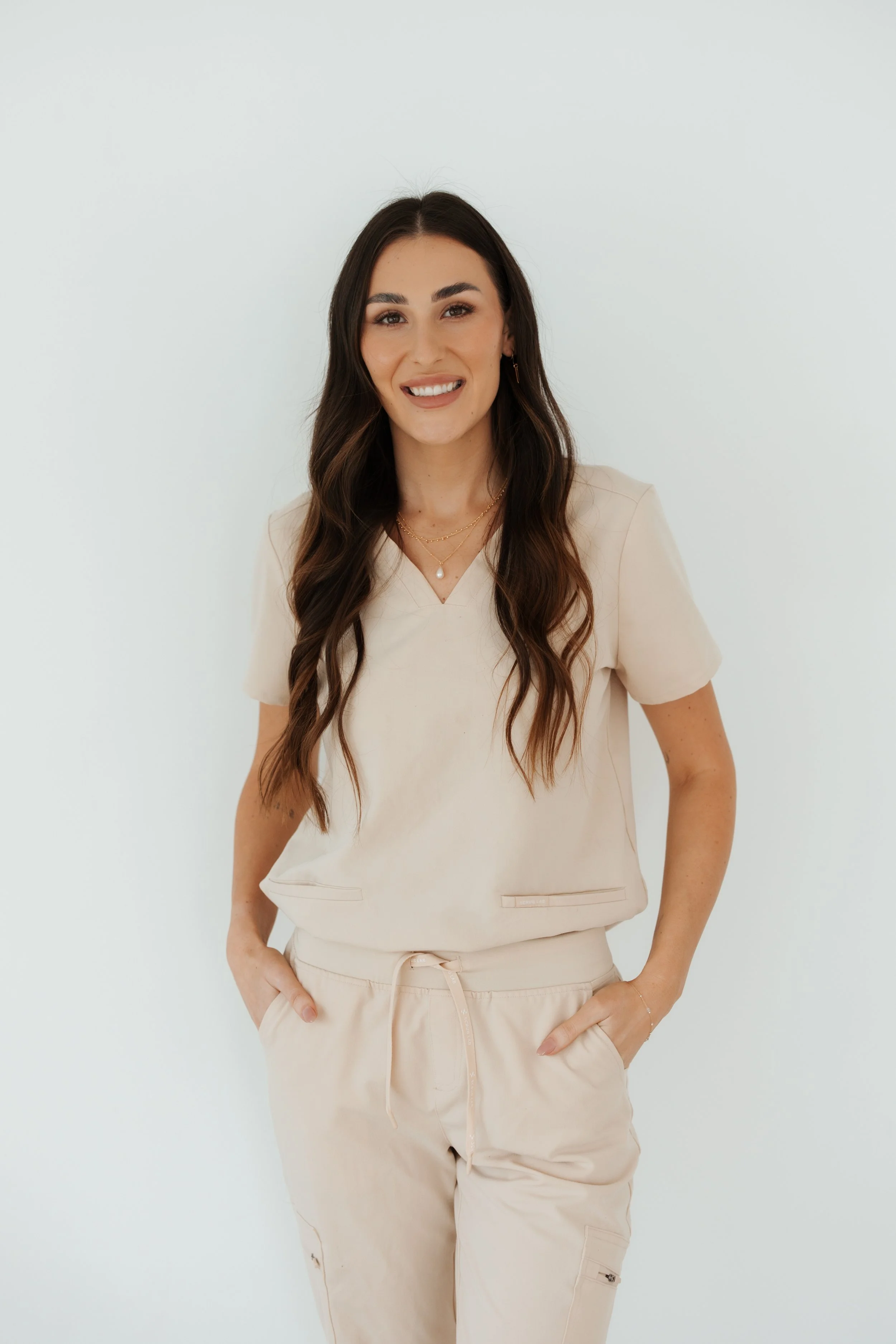 Award-winning skin therapist and cosmetic tattoo artist at Belle Amour Studio in Christchurch, specialising in advanced laser skin treatments, skin rejuvenation and cosmetic tattooing.