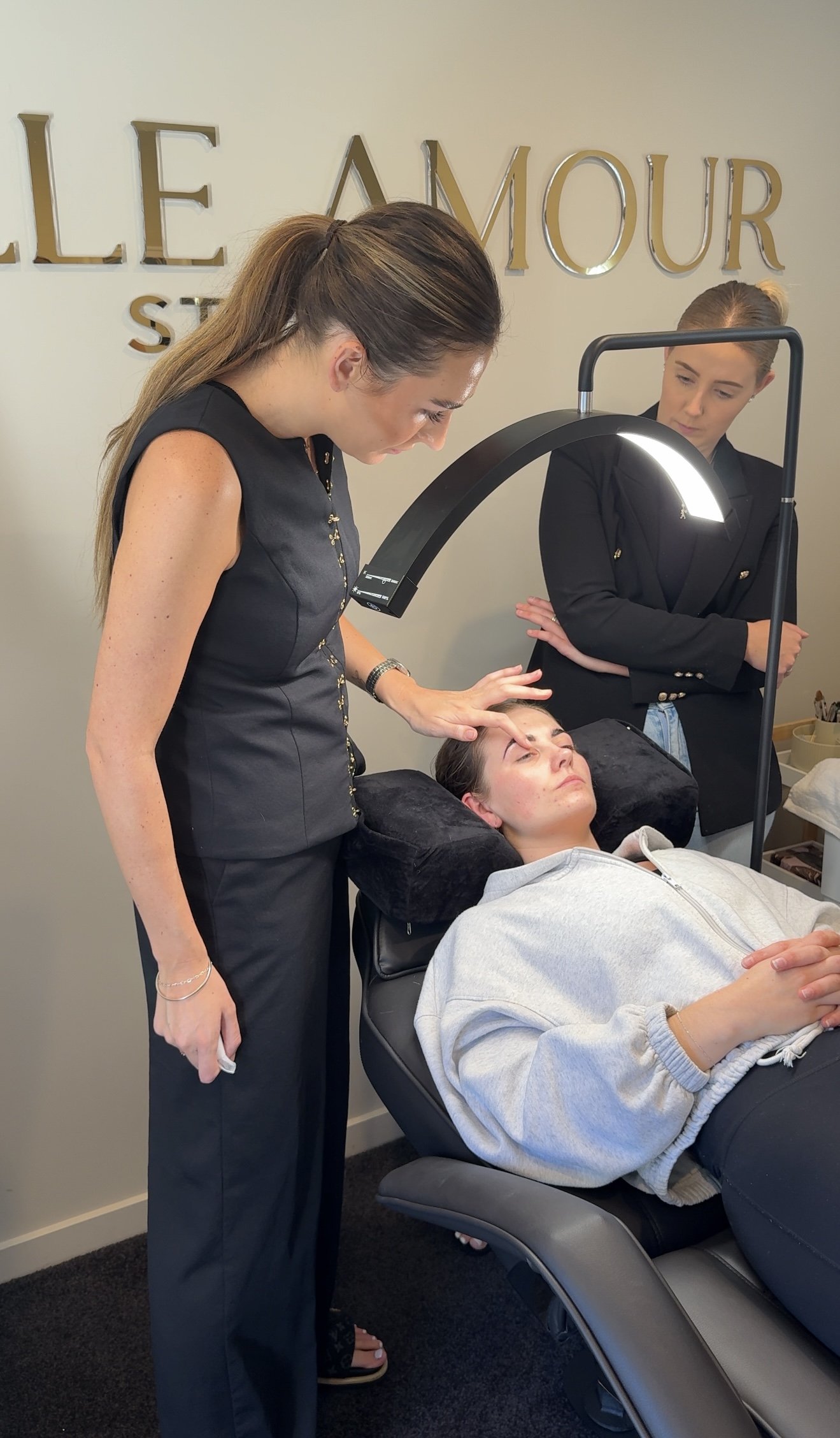 Lash extension course certification from Belle Amour Studio in Christchurch, NZ