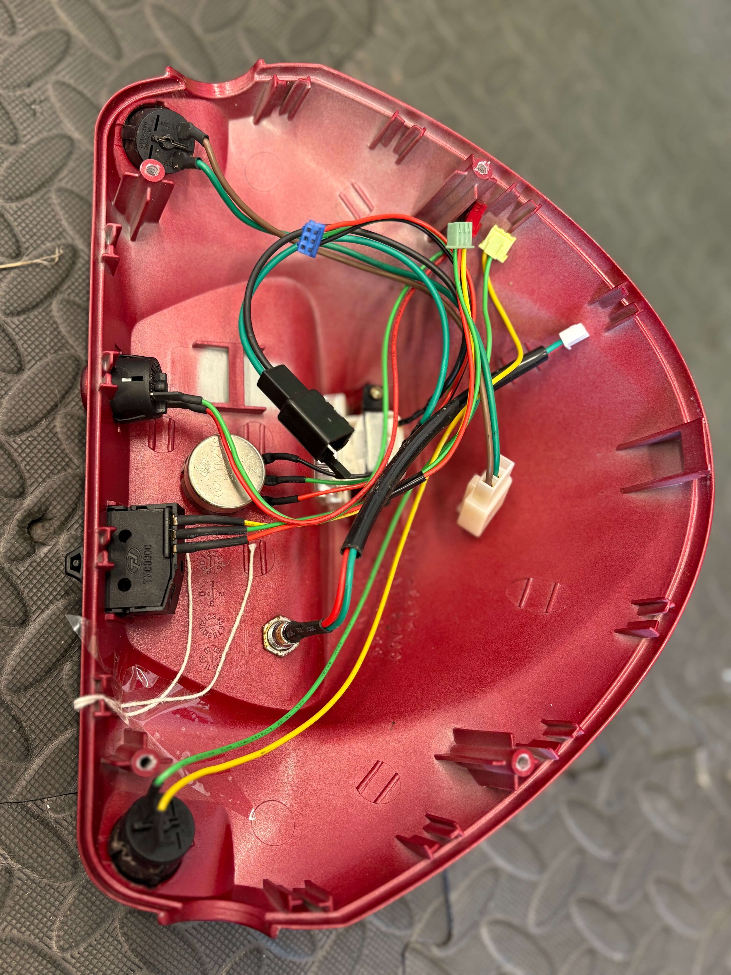 kymco head unit 3 .jpg